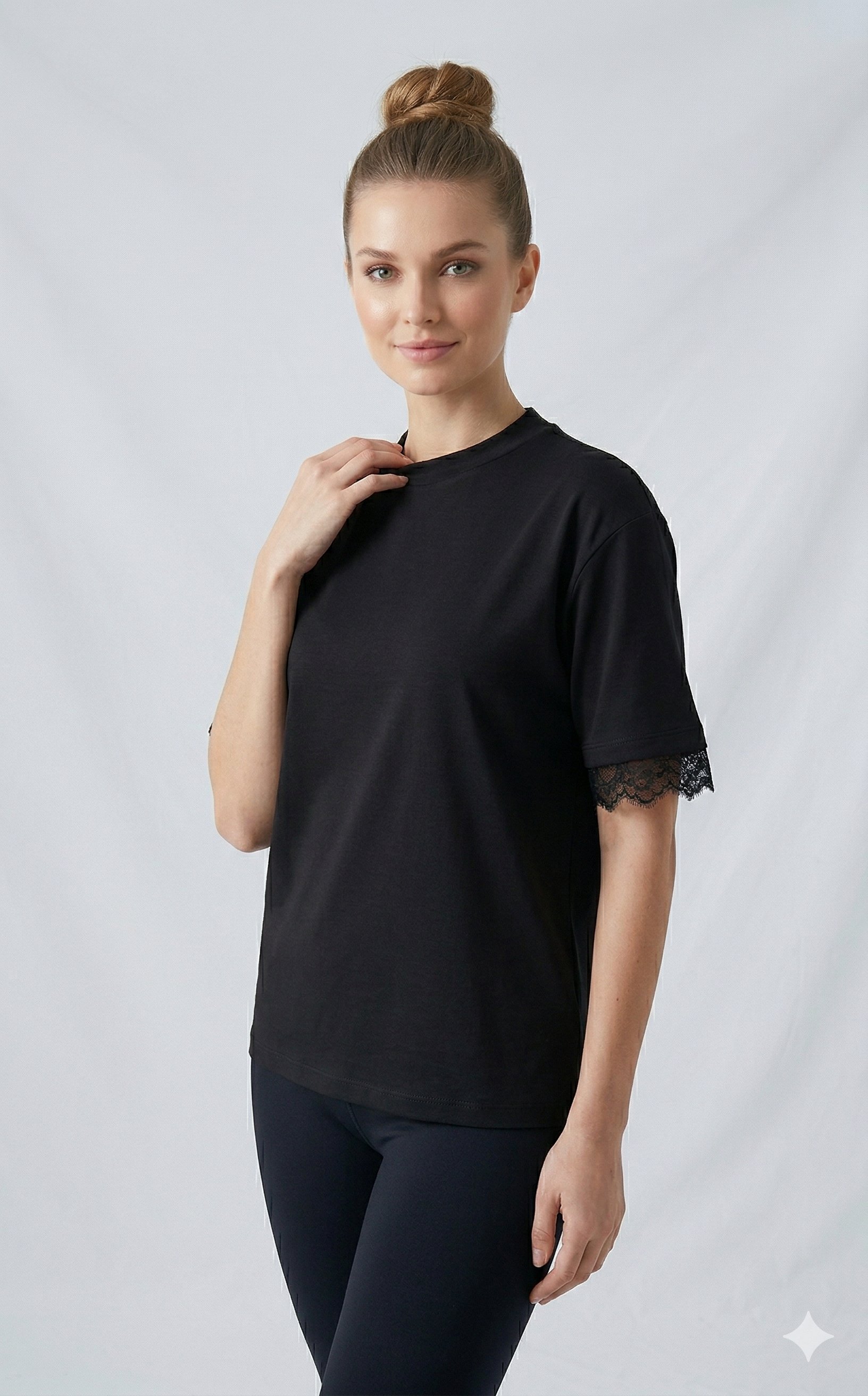 OLIVE-1555 TERS V DANTEL TSHIRT SİYAH