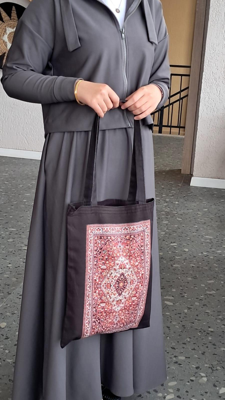 Kırmızı Etnik Kilim Desen Bez Çanta