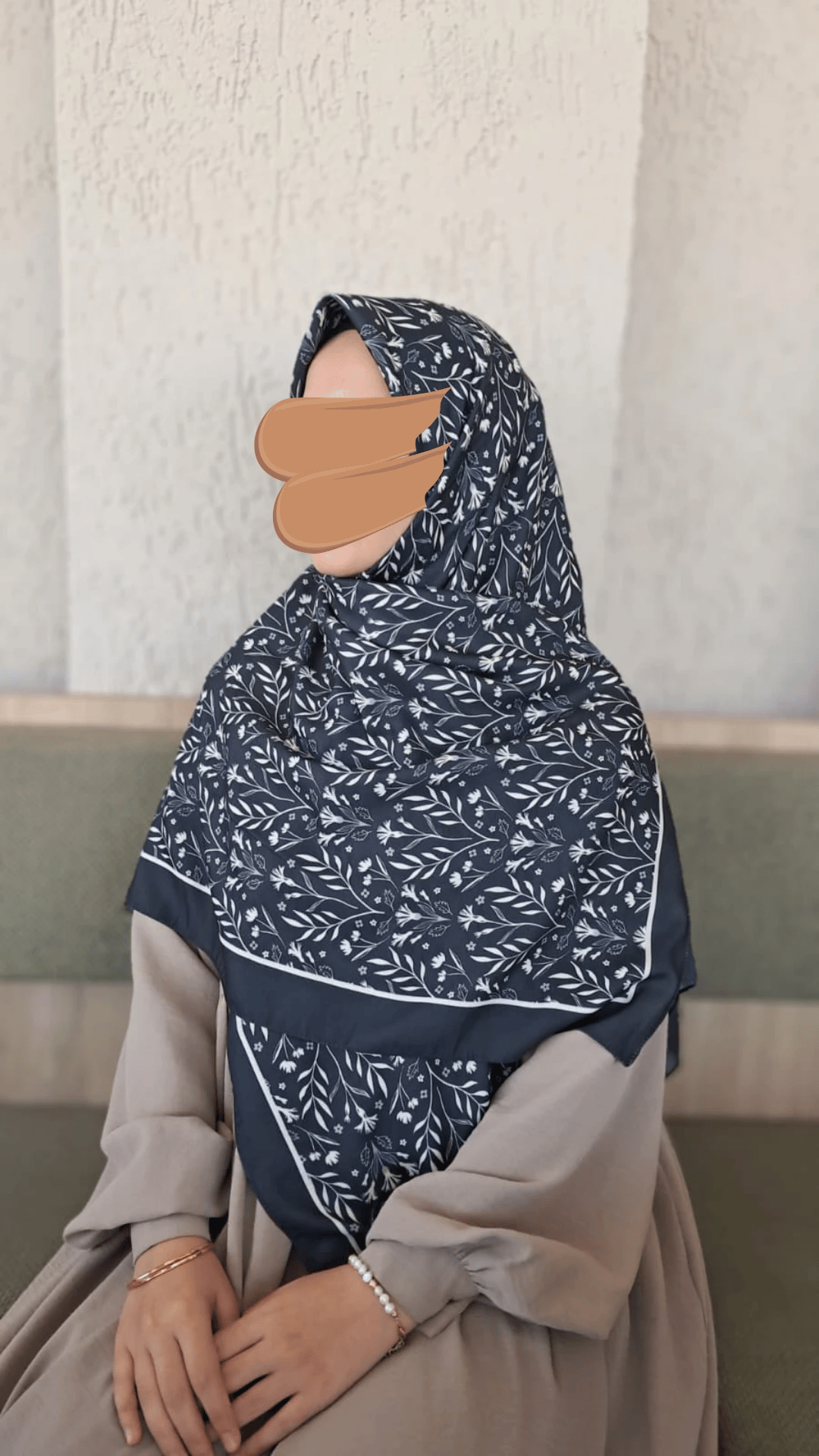 Lâlezar Desen Pamuklu Eşarp-Siyah