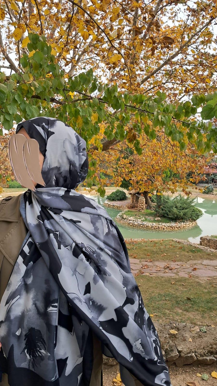 Şakayık Desen Pamuklu Şal-Siyah Beyaz