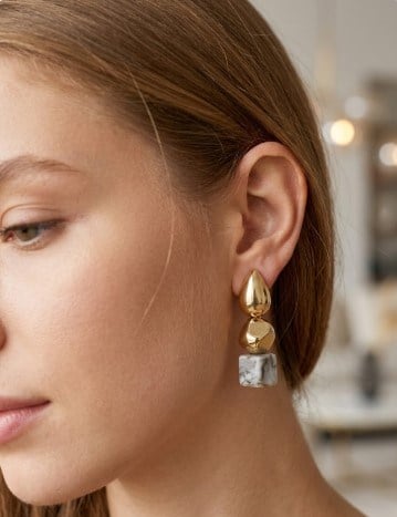 Lüks Segment Gold Kaplama Çelik Küpe - Butik Toptan Takı Grubu