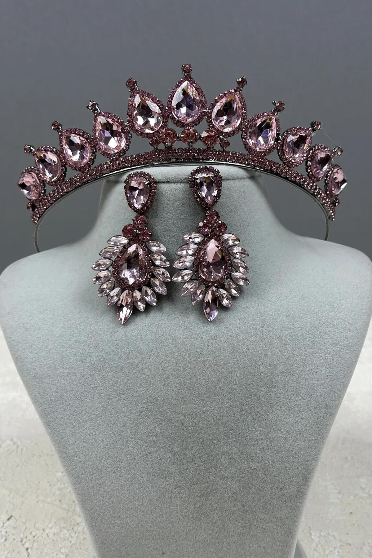 Neri Model Düğün Kına Kostüm Tacı ve Damla Mekik Küpe Seti Pembe