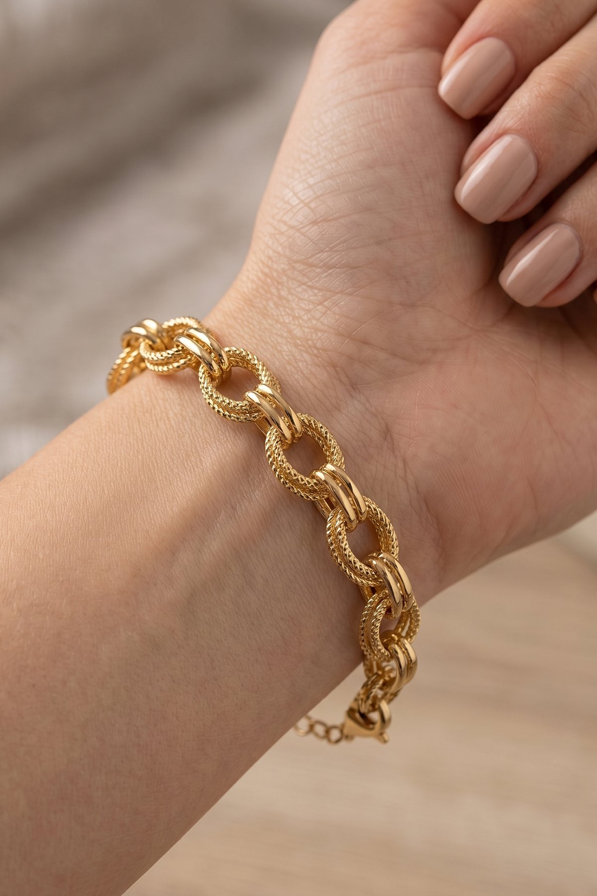Toptan Xuping Gold Renk Dokulu Halka Zincir Kararmaz Çelik Bileklik