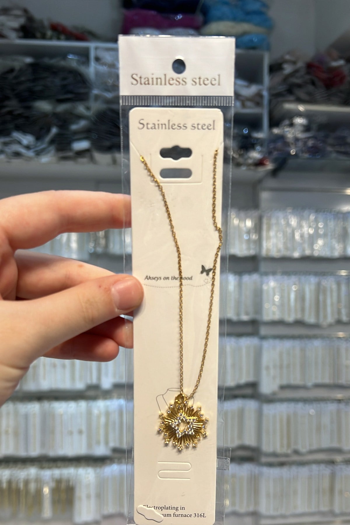 Toptan Zirkon Taşlı Güneş Model Çelik Kolye