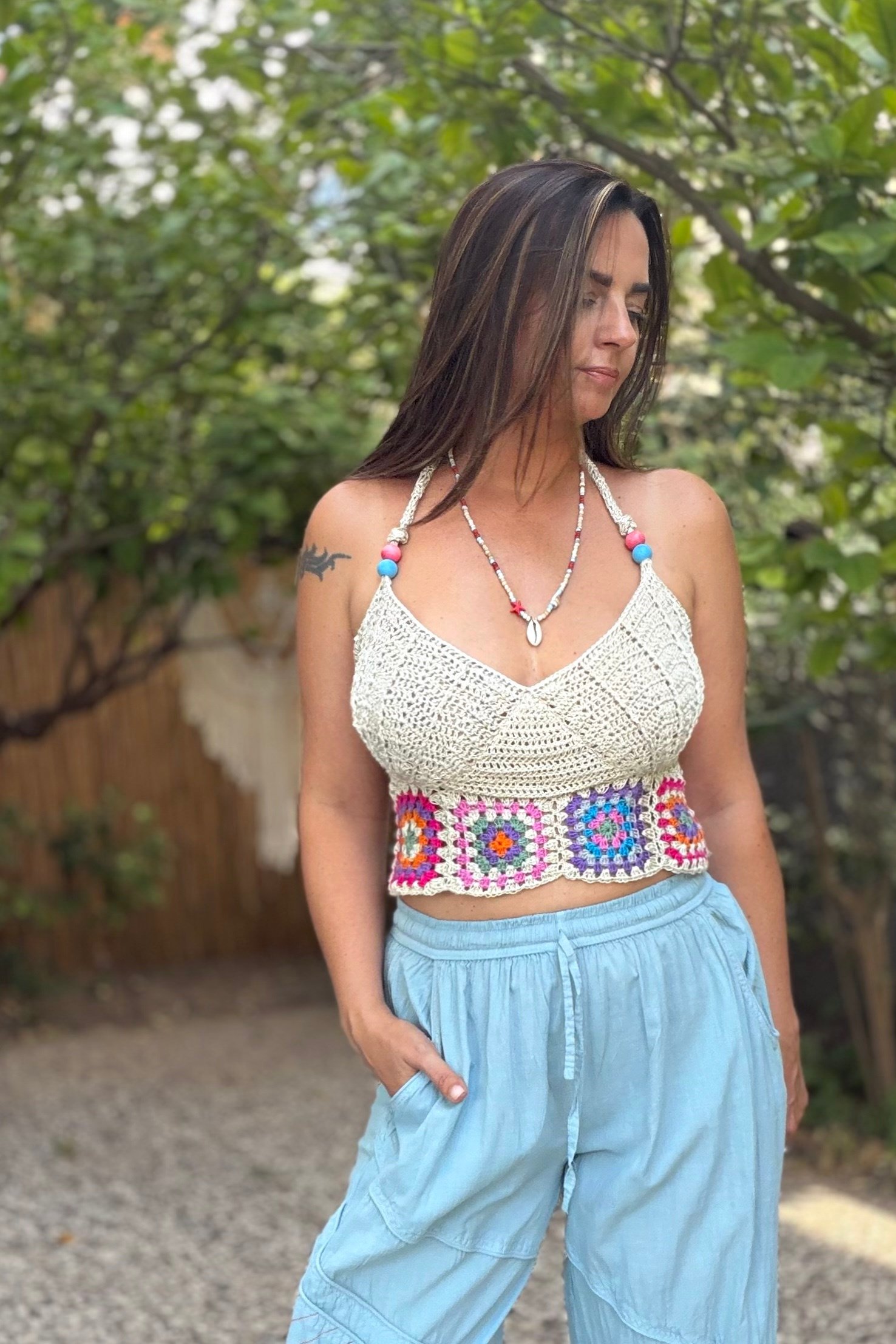 . - İstiridye Renk Motifli Hand Made Crop - Vizon