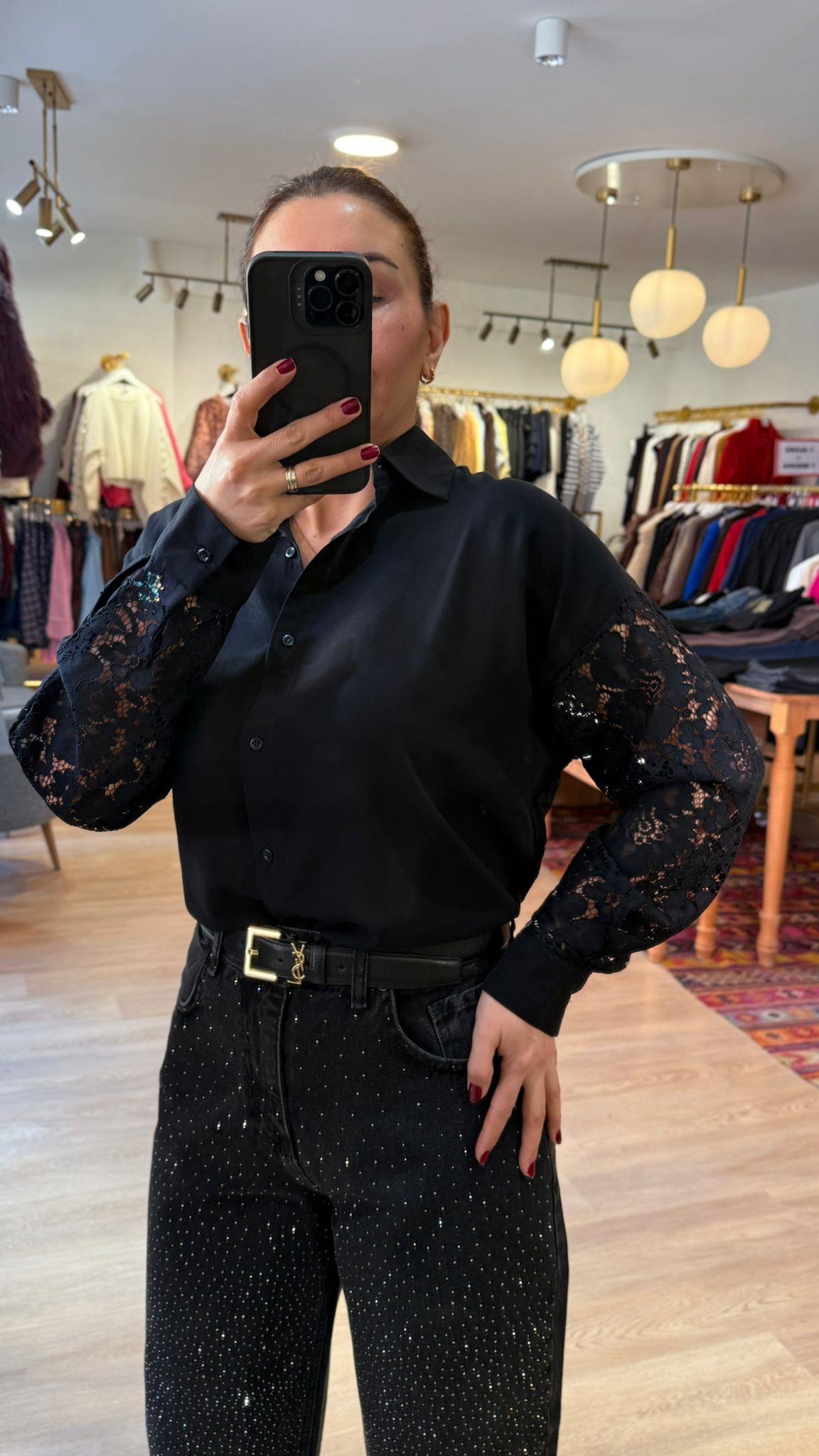 Taş Detaylı Mom Jean Füme · 6