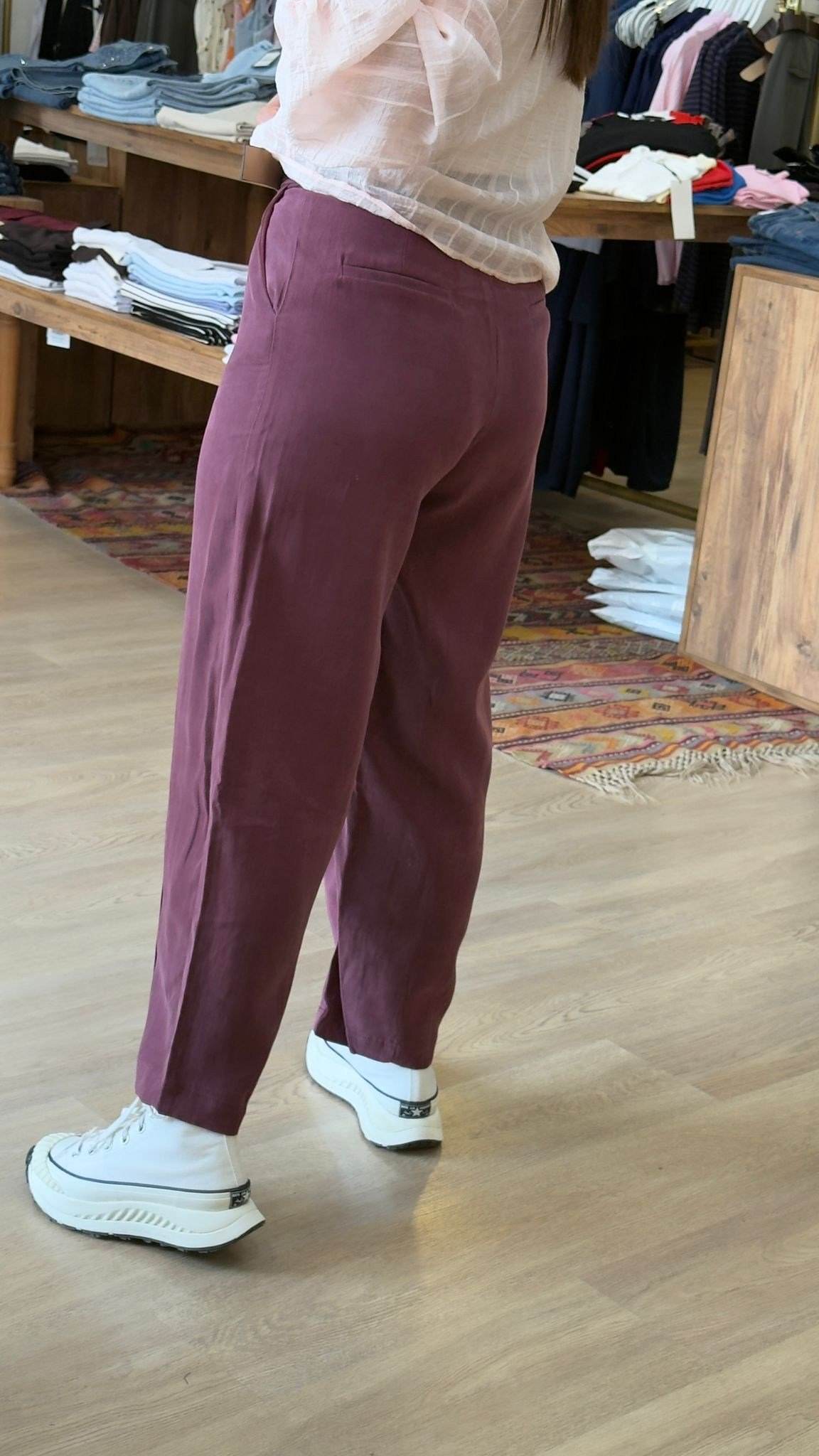 Yumuşak Dokulu Kemerli Havuç Model Pantolon Mürdüm · 4