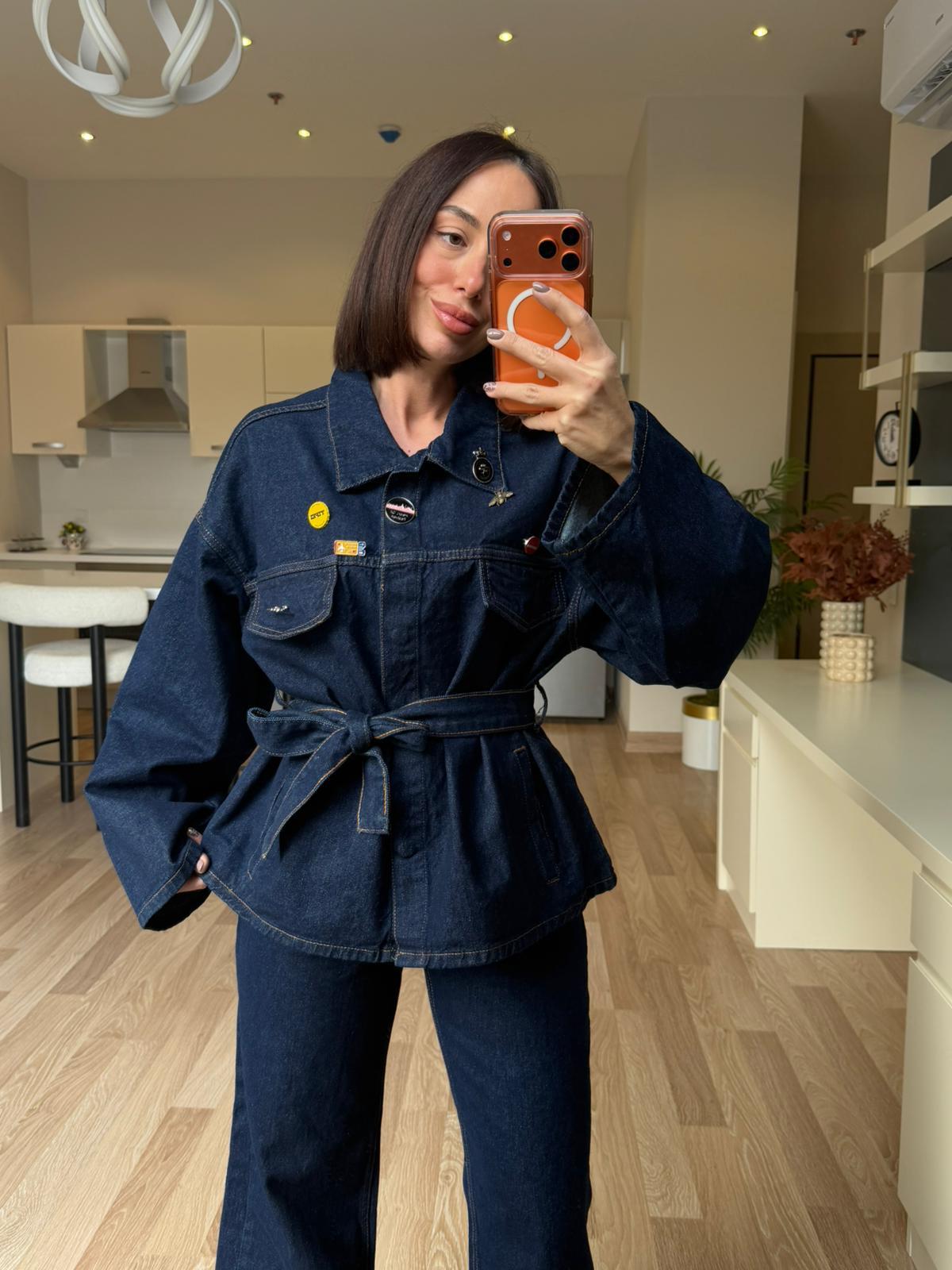 Gece Mavisi Aksesuarlı Bağlamalı Denim Takım