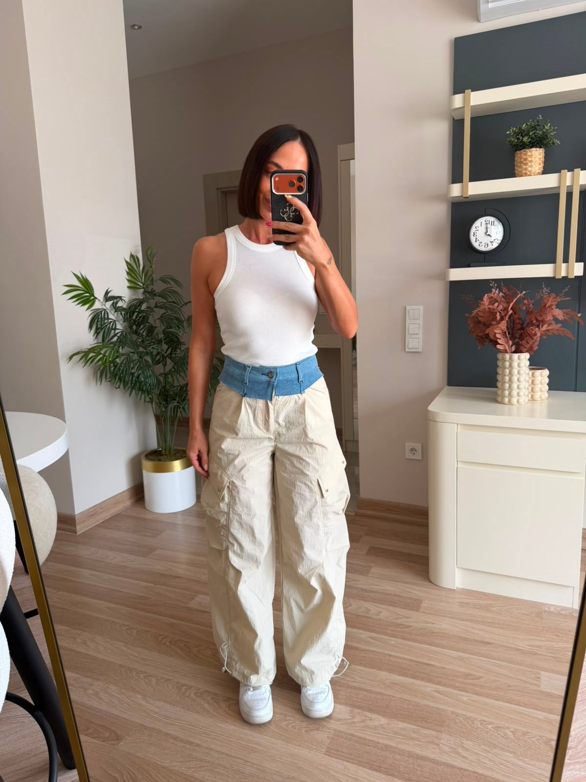 Krem Beli Denim Detaylı Tasarım Kargo Pantolon
