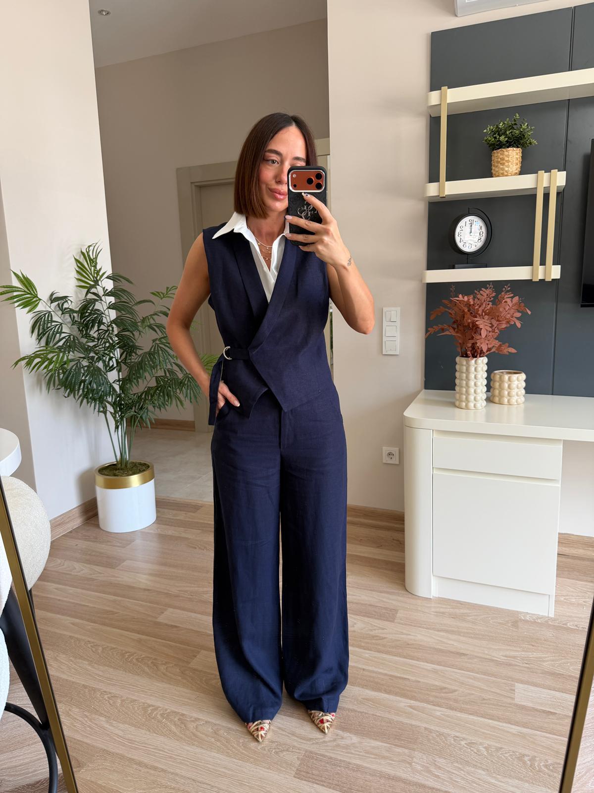 Marka Model Lacivert Gömlek Detaylı Yelek Pantolon Takım
