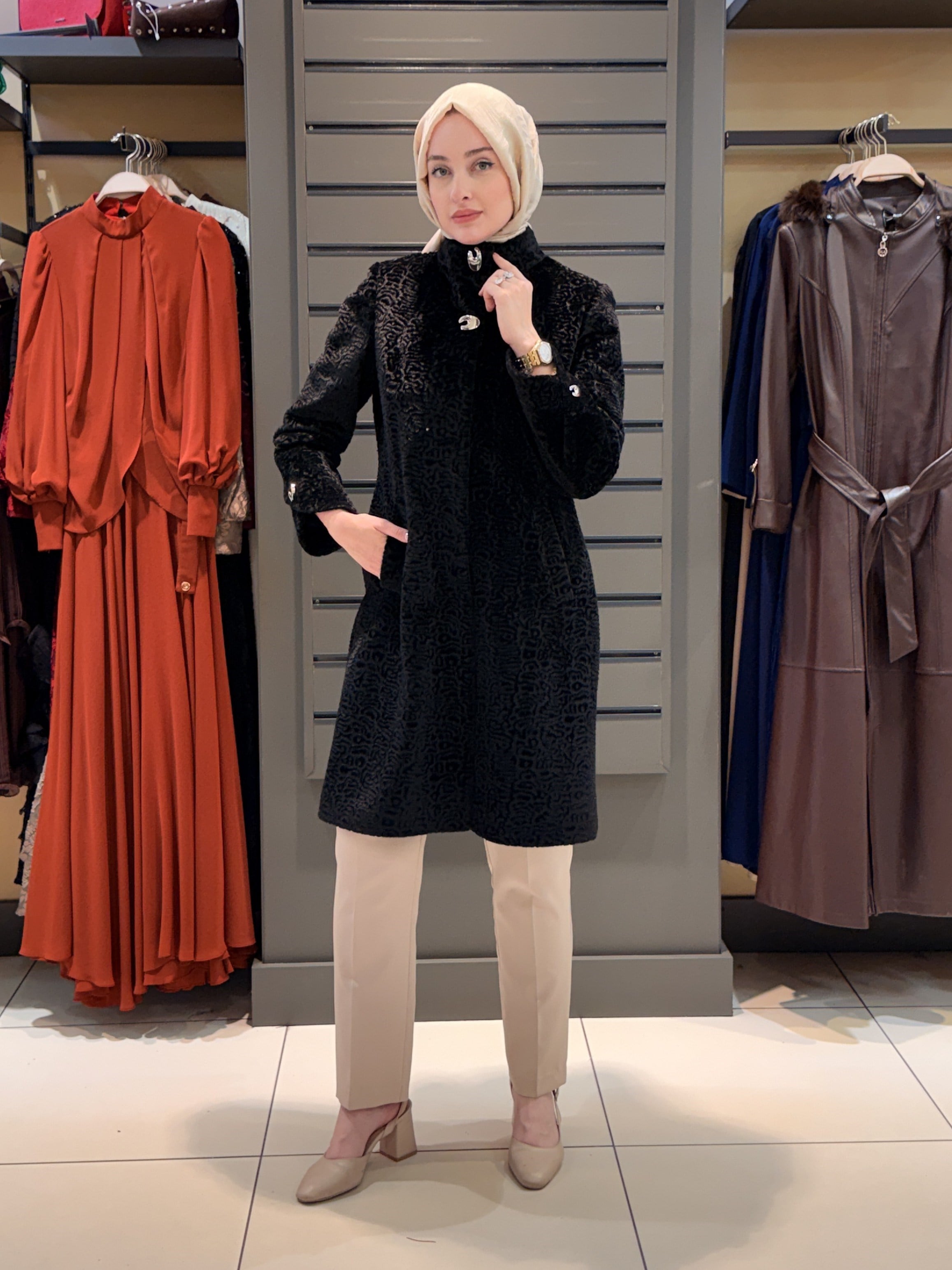 ASTRAGAN KABAN SİYAH