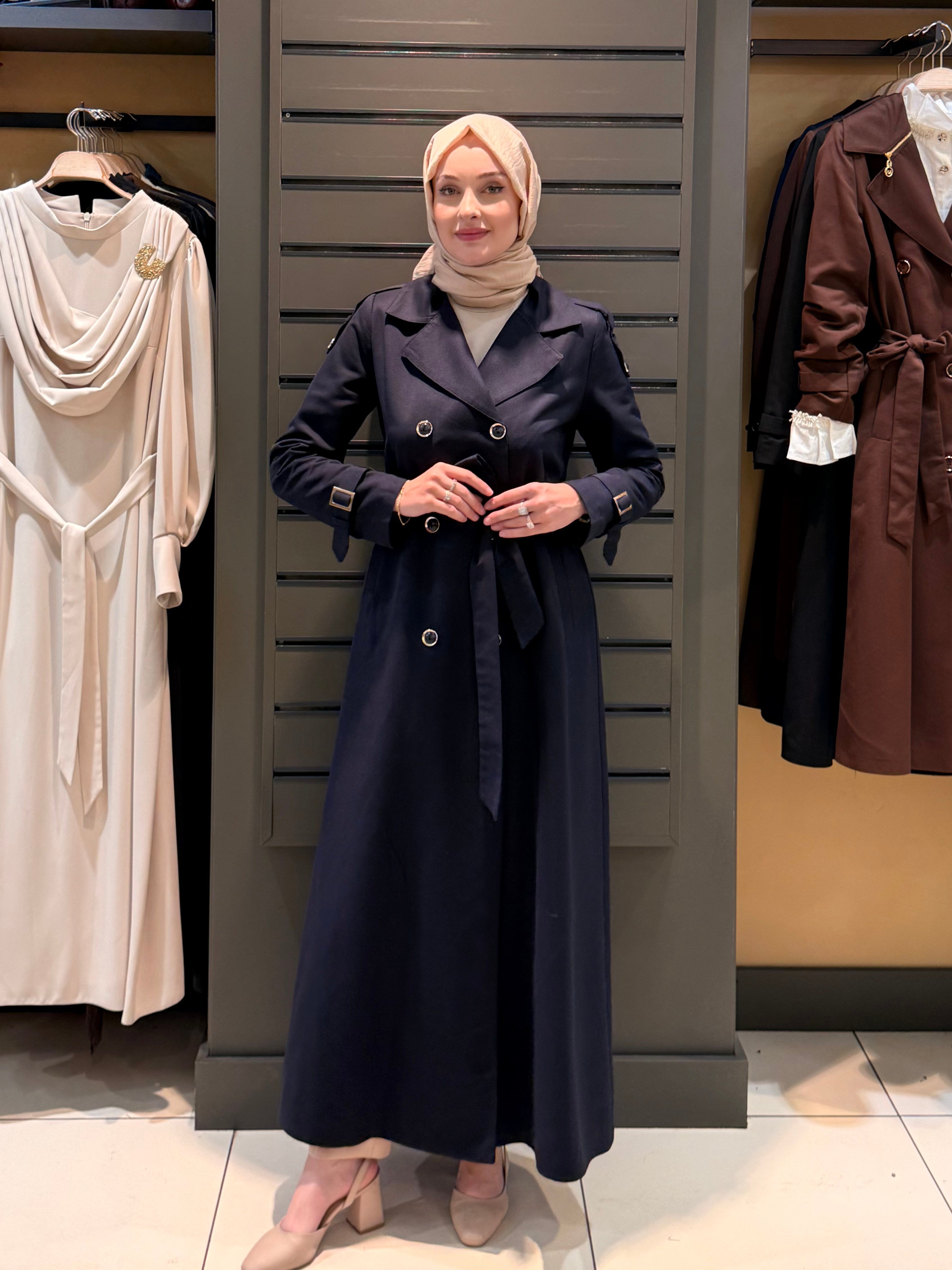 TRENCH LACİ
