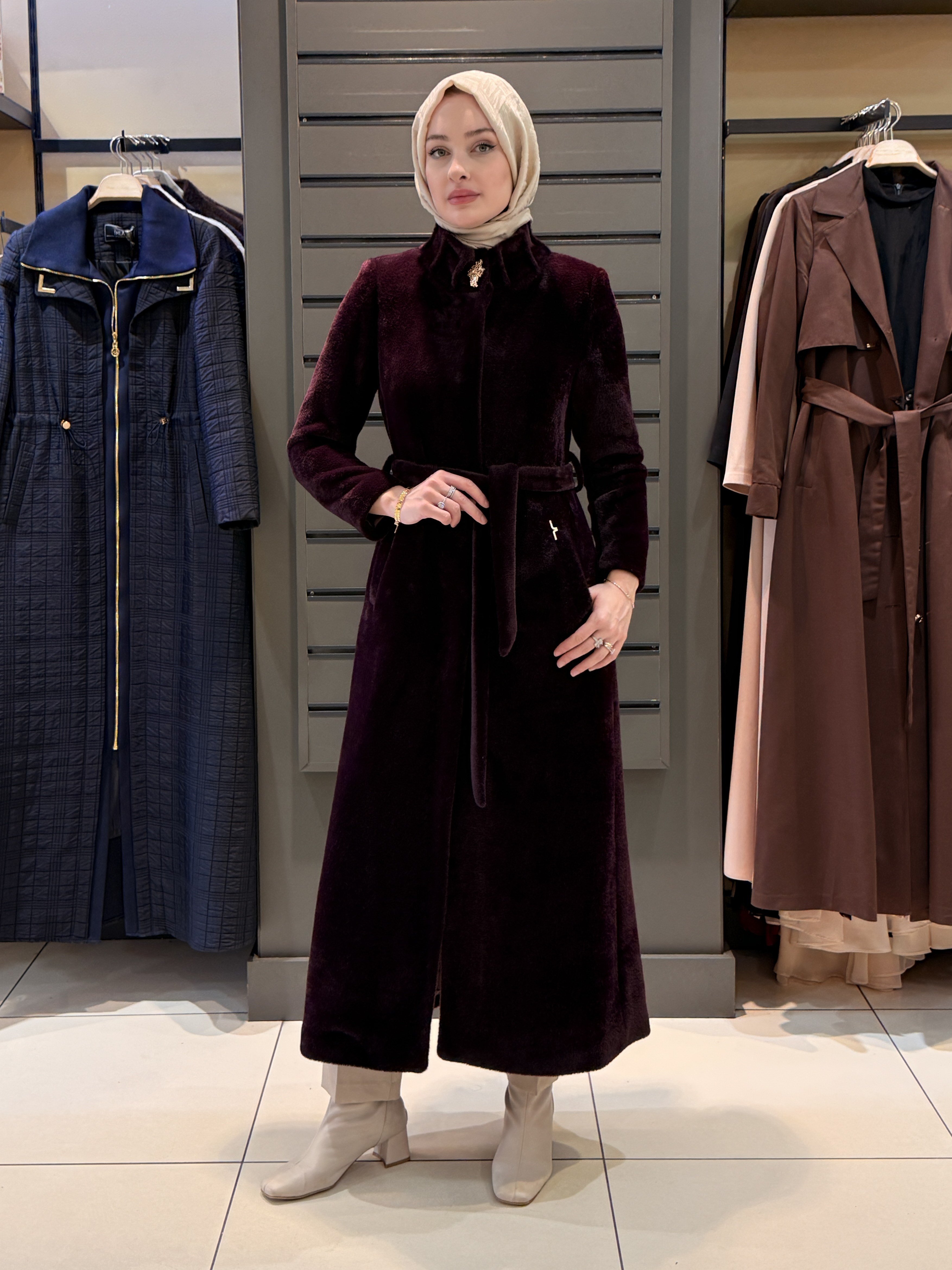 KUŞAKLI ANGORA KABAN MÜRDÜM