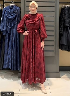 DETAYLI ELBİSE BORDO