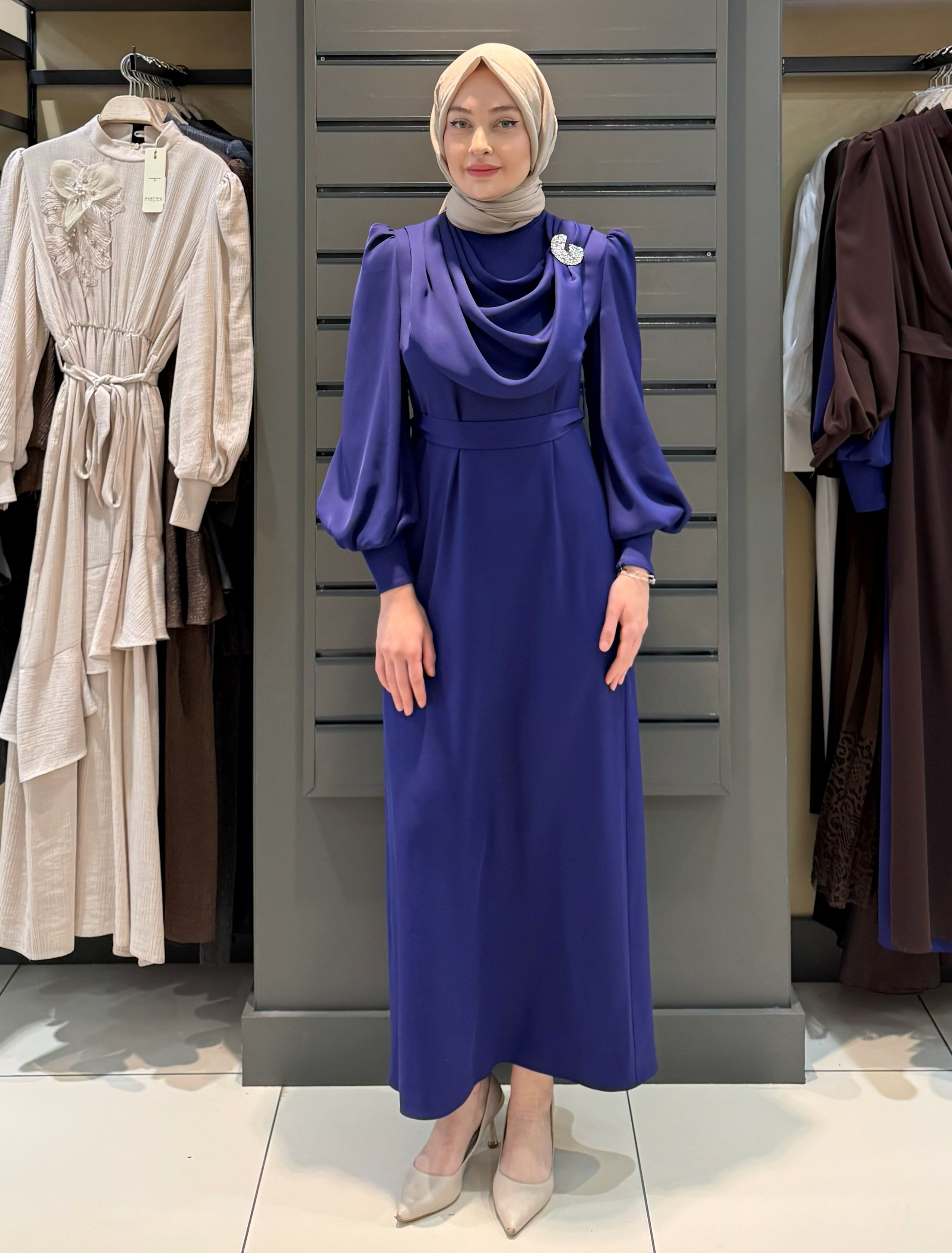 SATEN ELBİSE SAKS