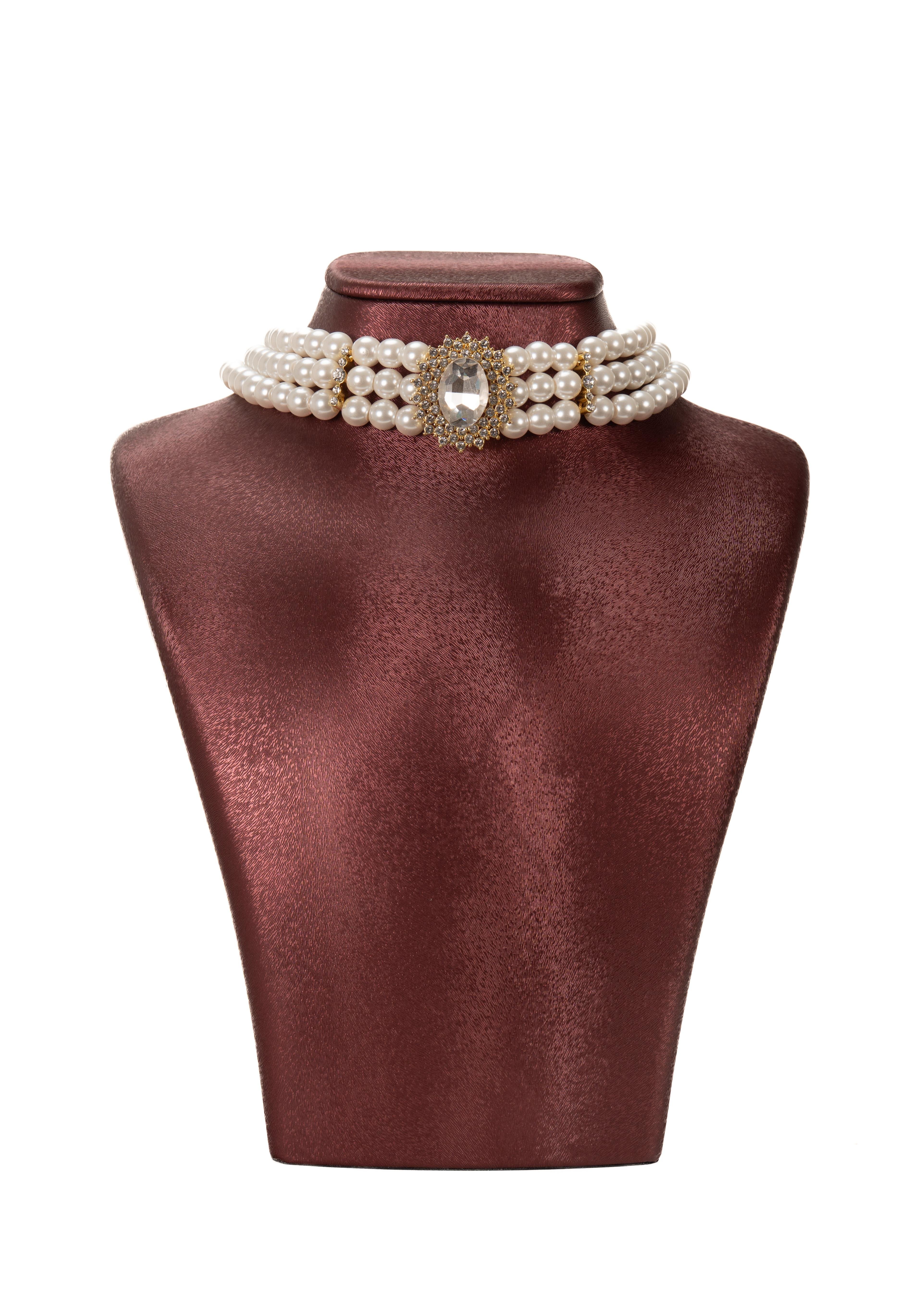 İNCİ CHOKER