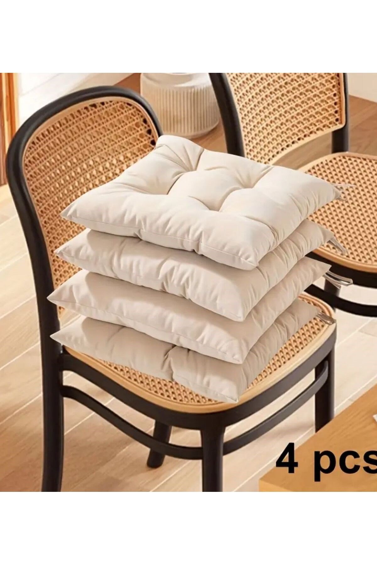 4’lü Sandalye Minderi – Bağcıklı, Çökme Yapmaz Sünger Dolgulu, Yıkanabilir – 40x40 cm