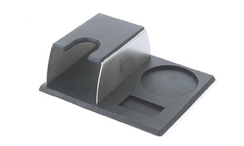 motta-680-portafiltre-ve-tamper-standi-5721ae.jpg
