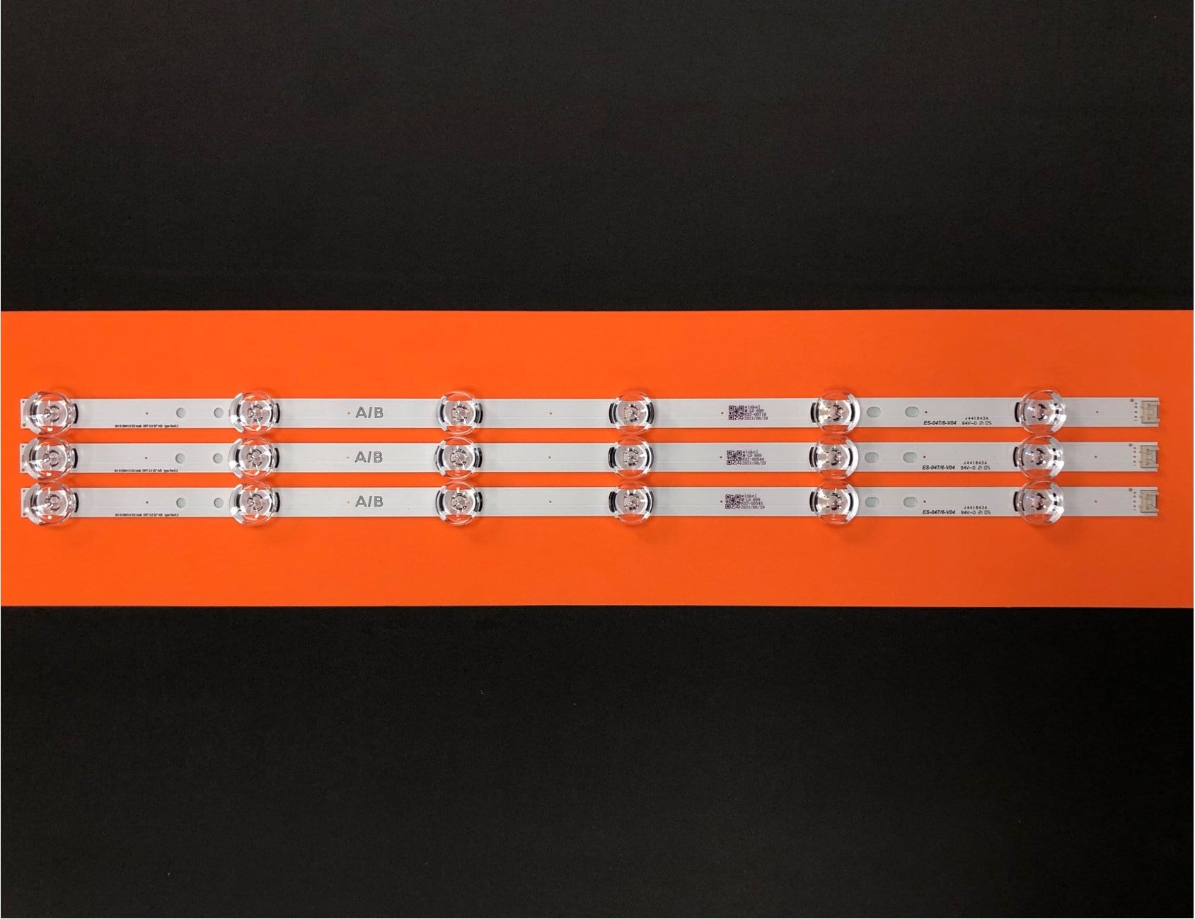 Winkel SET-2000 LG 32'' Tv Bar Led Takımı