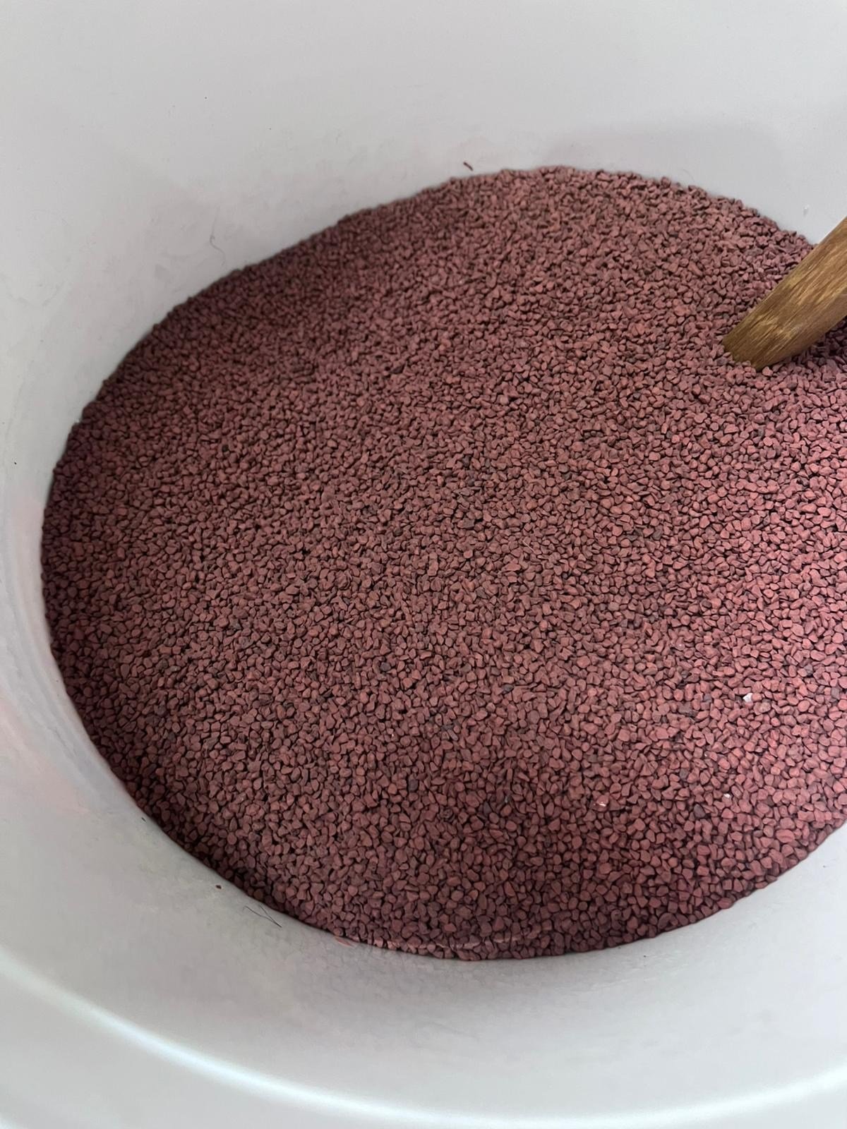 Kırmızı Bitki Kumu Akvaryum Kumu 2mm 1 Kg