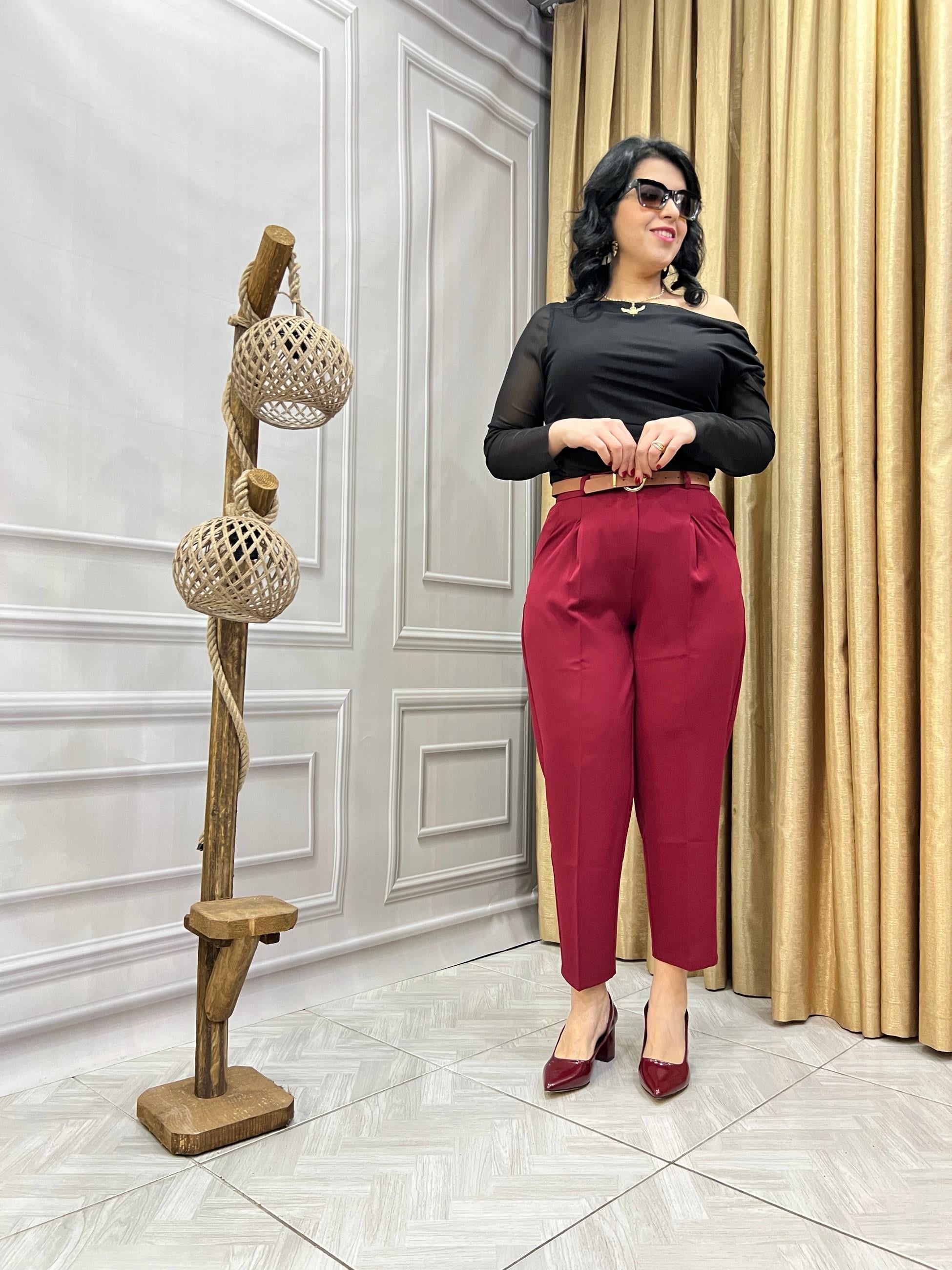 HAVUÇ KESİM LUX KALİTE KEMERLİ PANTOLON