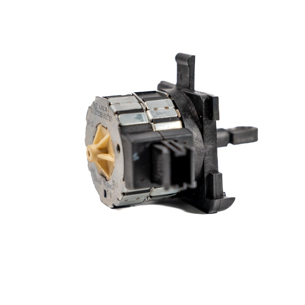 Buderus Logomax U062 Kombi 3 Yollu Vana Motoru