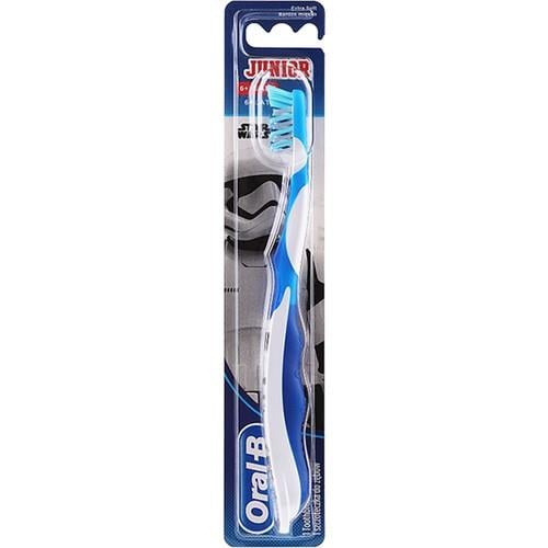 Oral-B Junior Diş Fırçası Yumuşak Kıllar ile Plak Temizliği 1 Adet +6 Yaş İçin