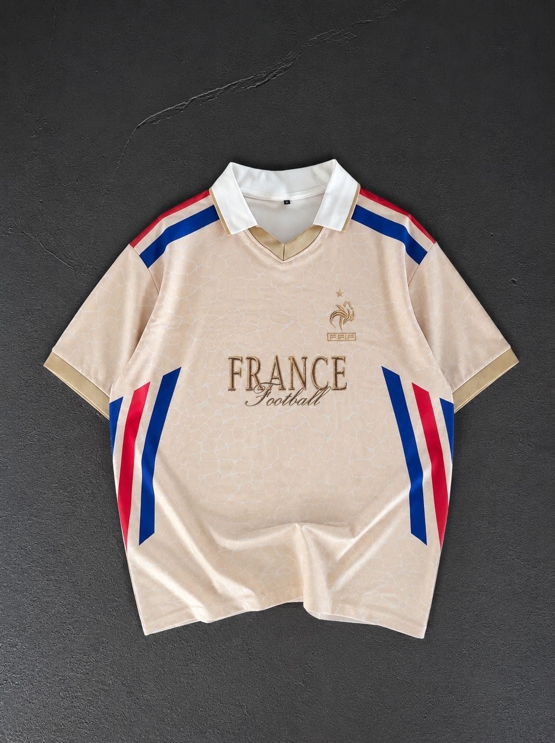 FRANCE V YAKA TSHİRT