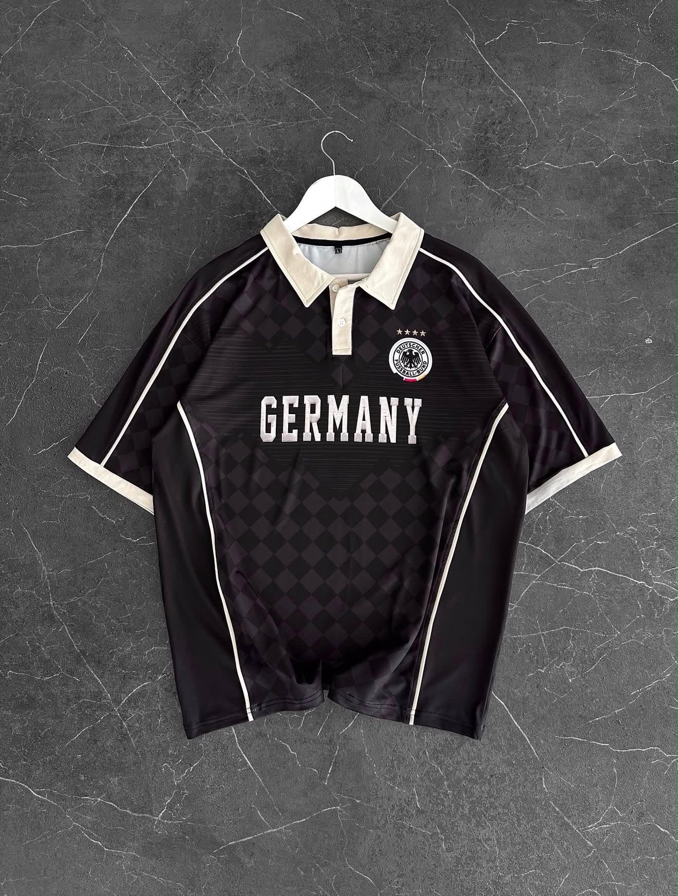 GERMANY YENİ OVERSİZE TSHİRT