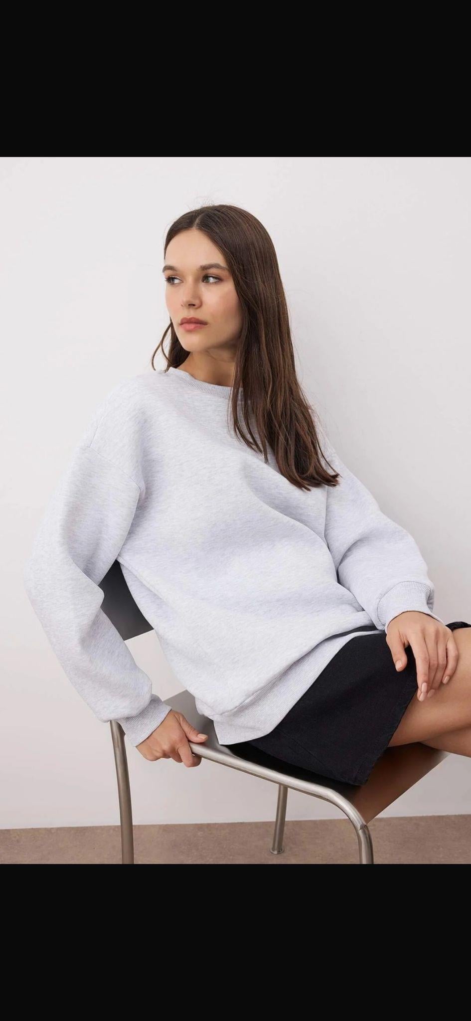 Siyah Bisiklet Yaka Oversize Sweatshirt