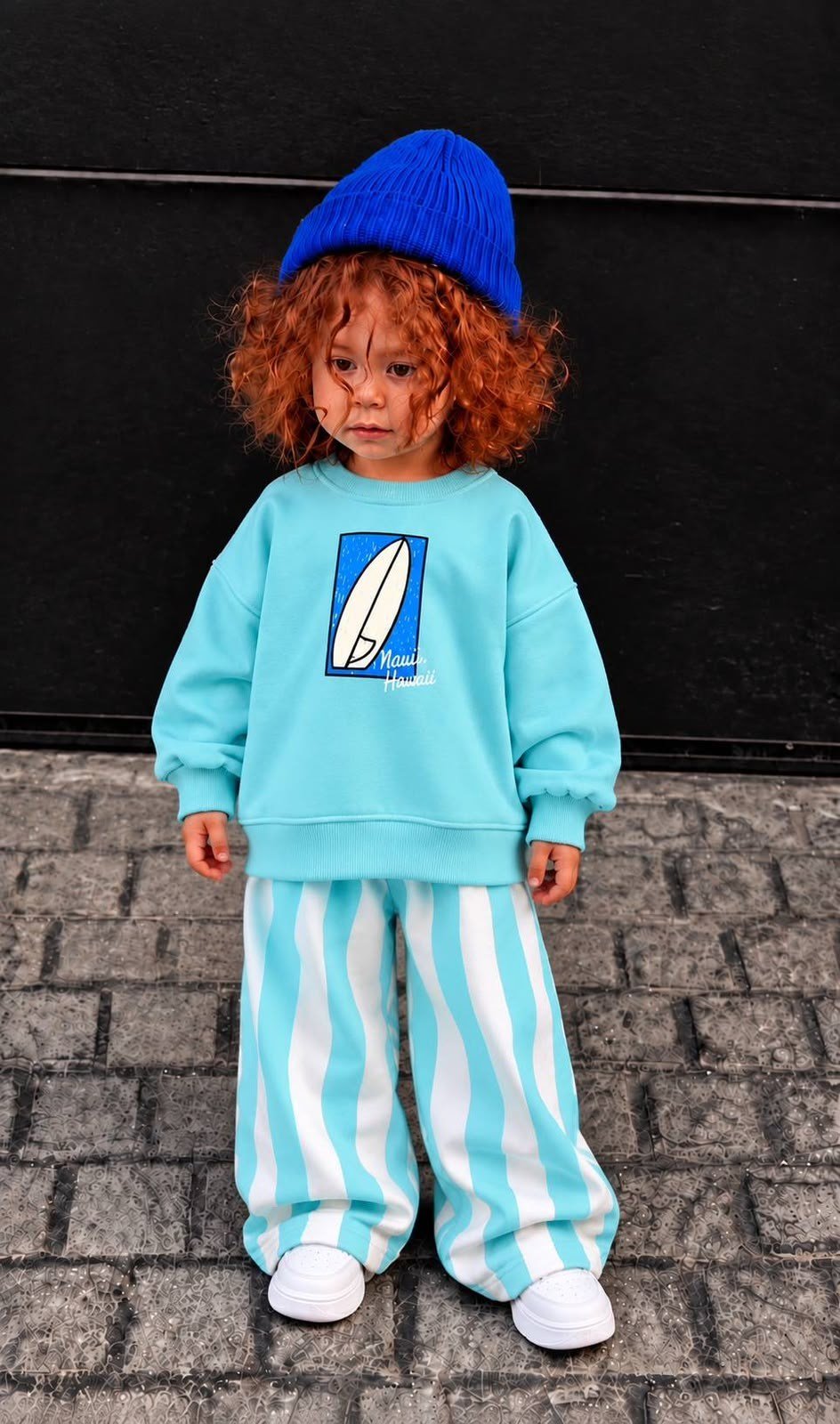 Unisex Çocuk Baskılı Sweatshirt ve Çizgili Bol Paça Takım 2-8 Yaş