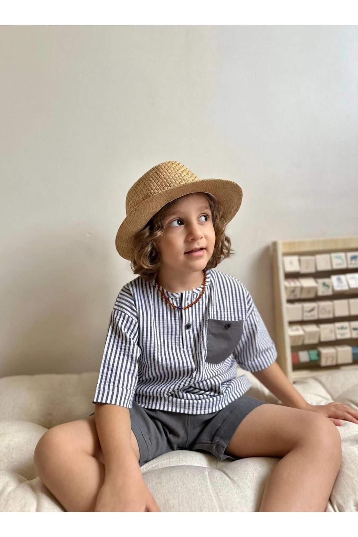 Yigit Butik Çizgili Şortlu Erkek Çocuk Takım