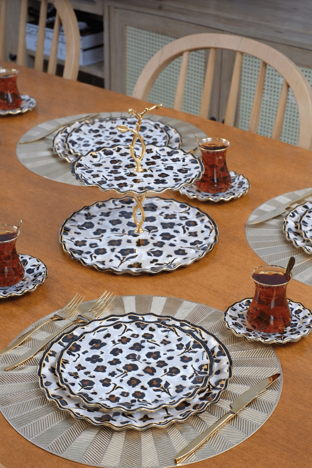 GLORE PANTHERA 34 PARÇA ÇAY VAKTİ