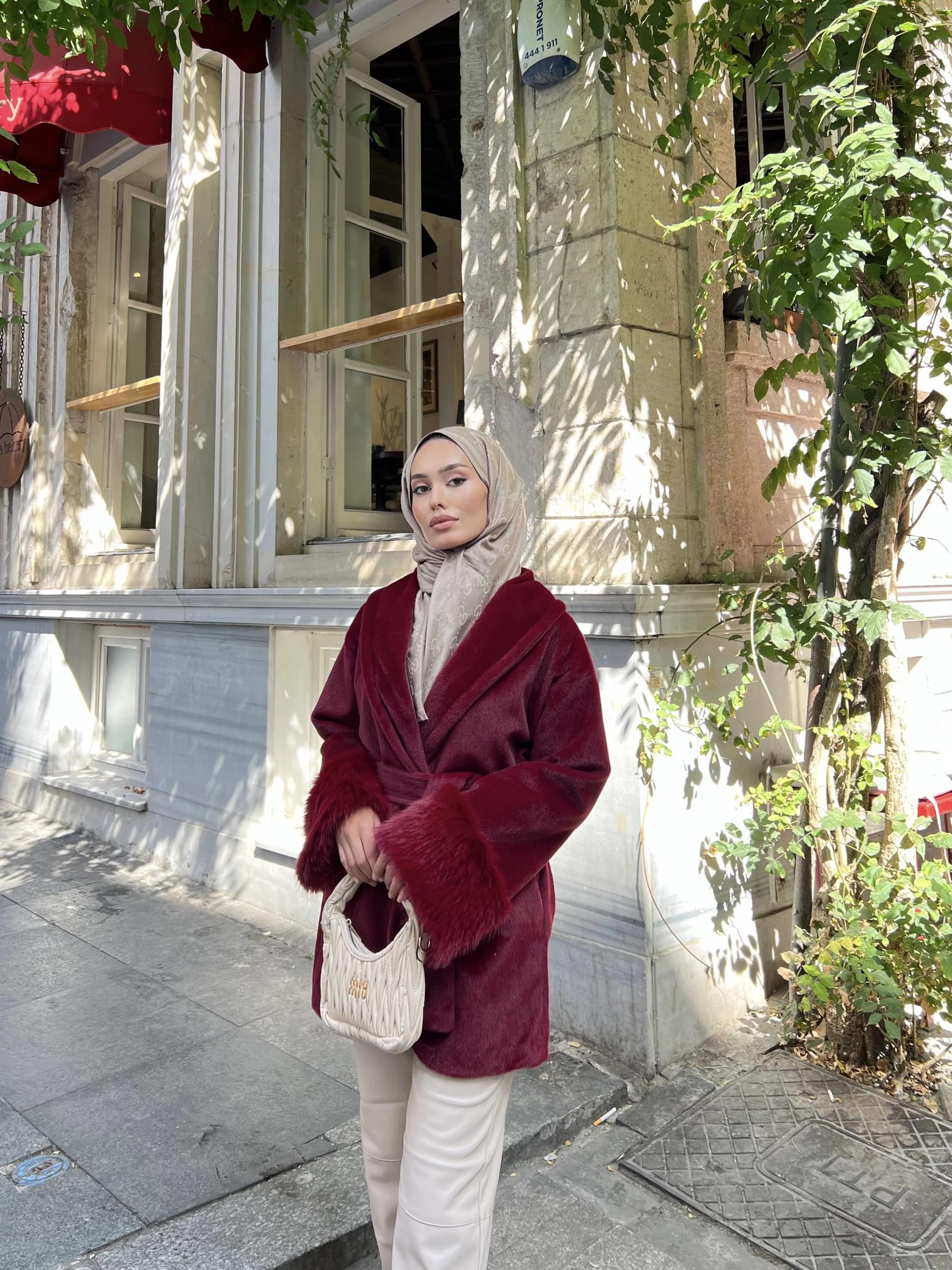 Allo kolları Kürk Detaylı Mont - Bordo