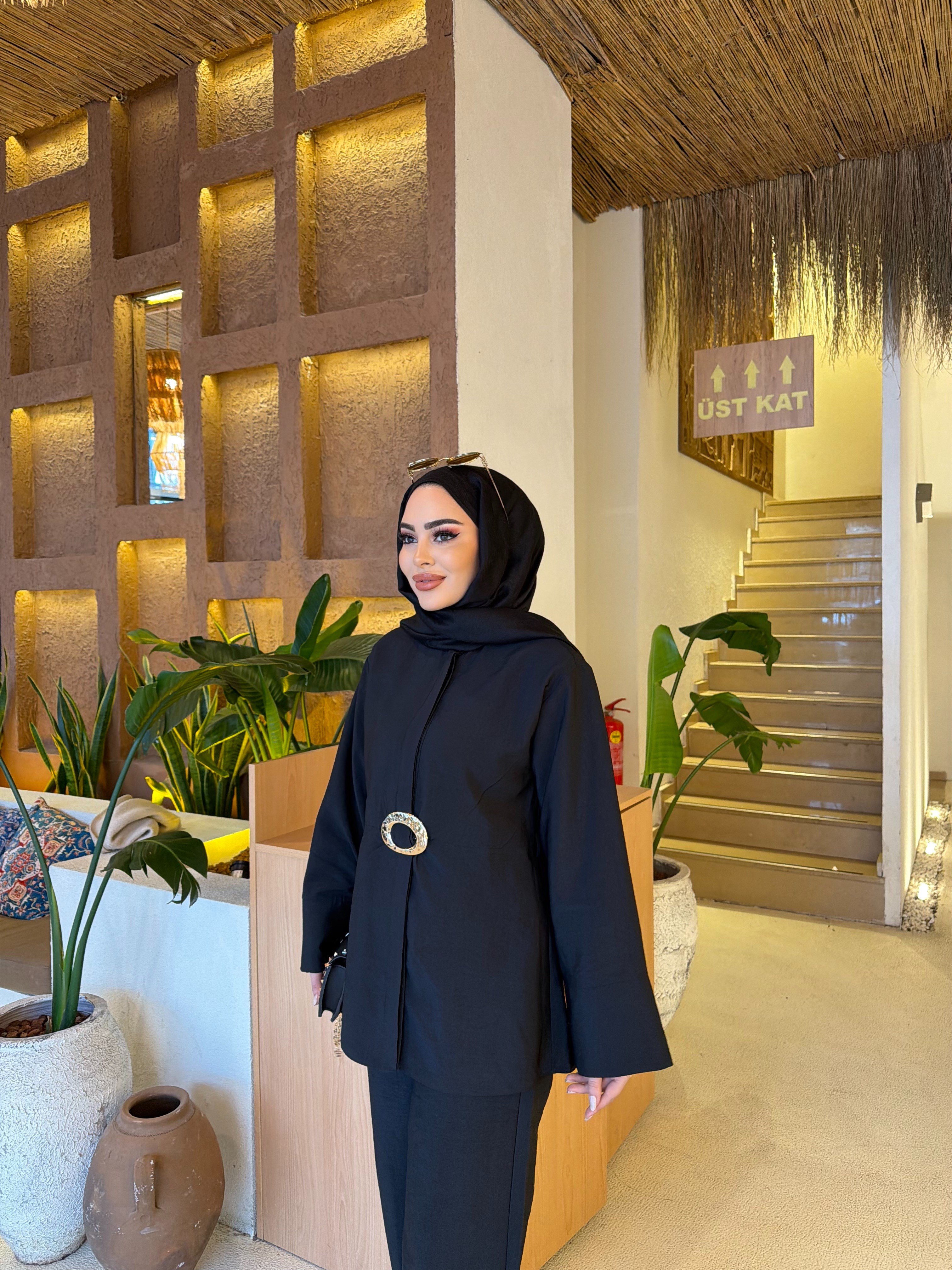 Elif Kemerli Takım - Siyah · 2