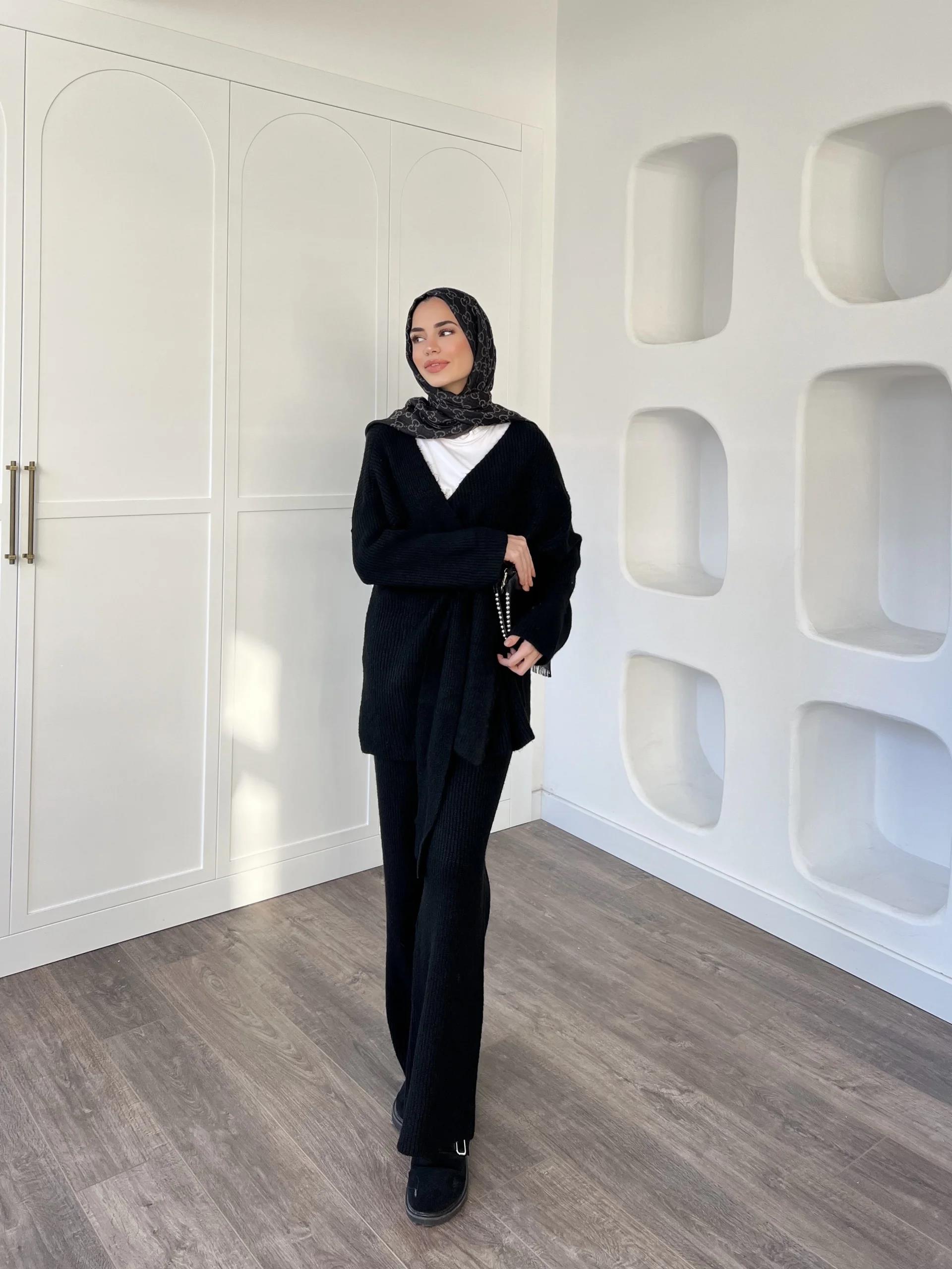 Esio Triko Takım - Siyah · 4