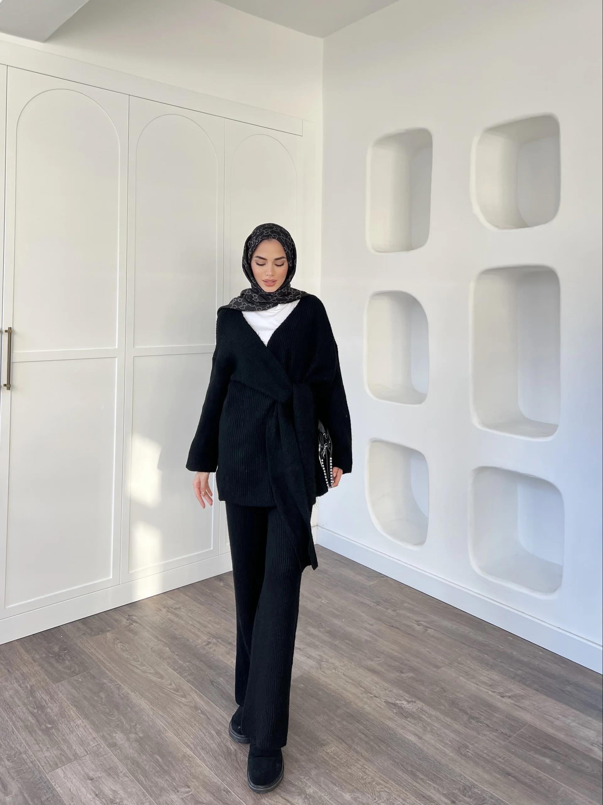 Esio Triko Takım - Siyah · 8