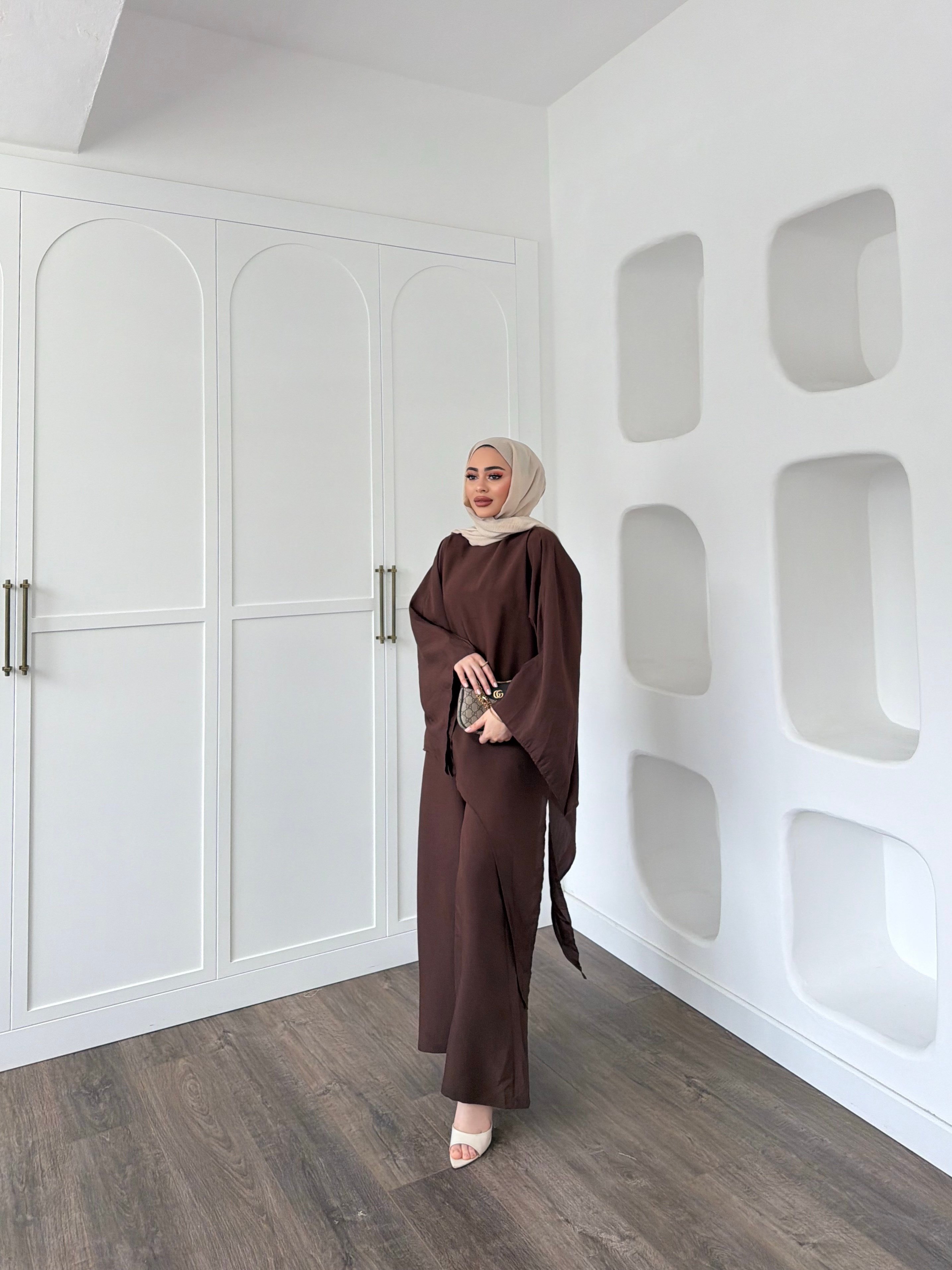 Nesly Pelerin Detay Takım - Kahve