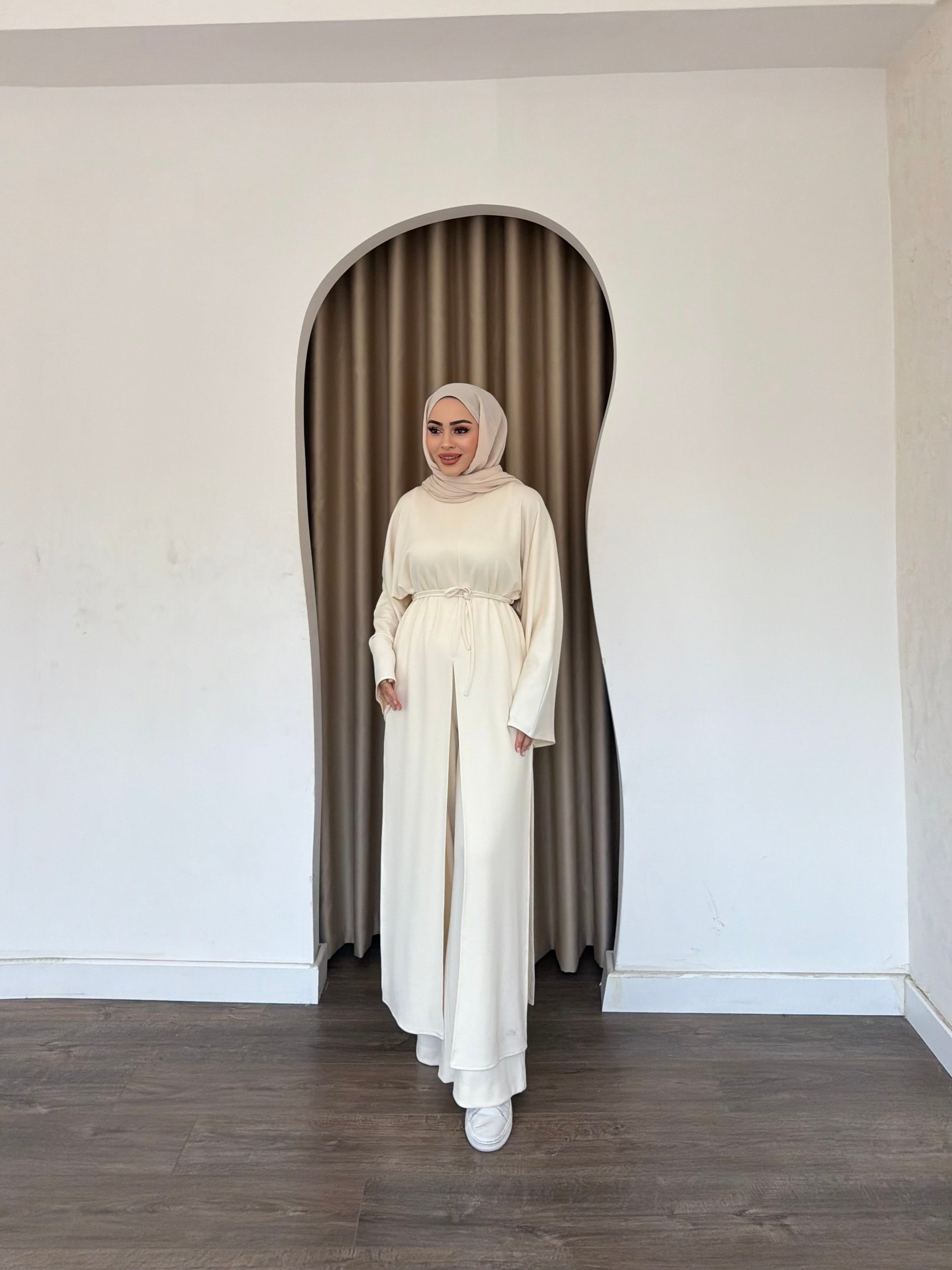 Pila Oysh Takım - Krem