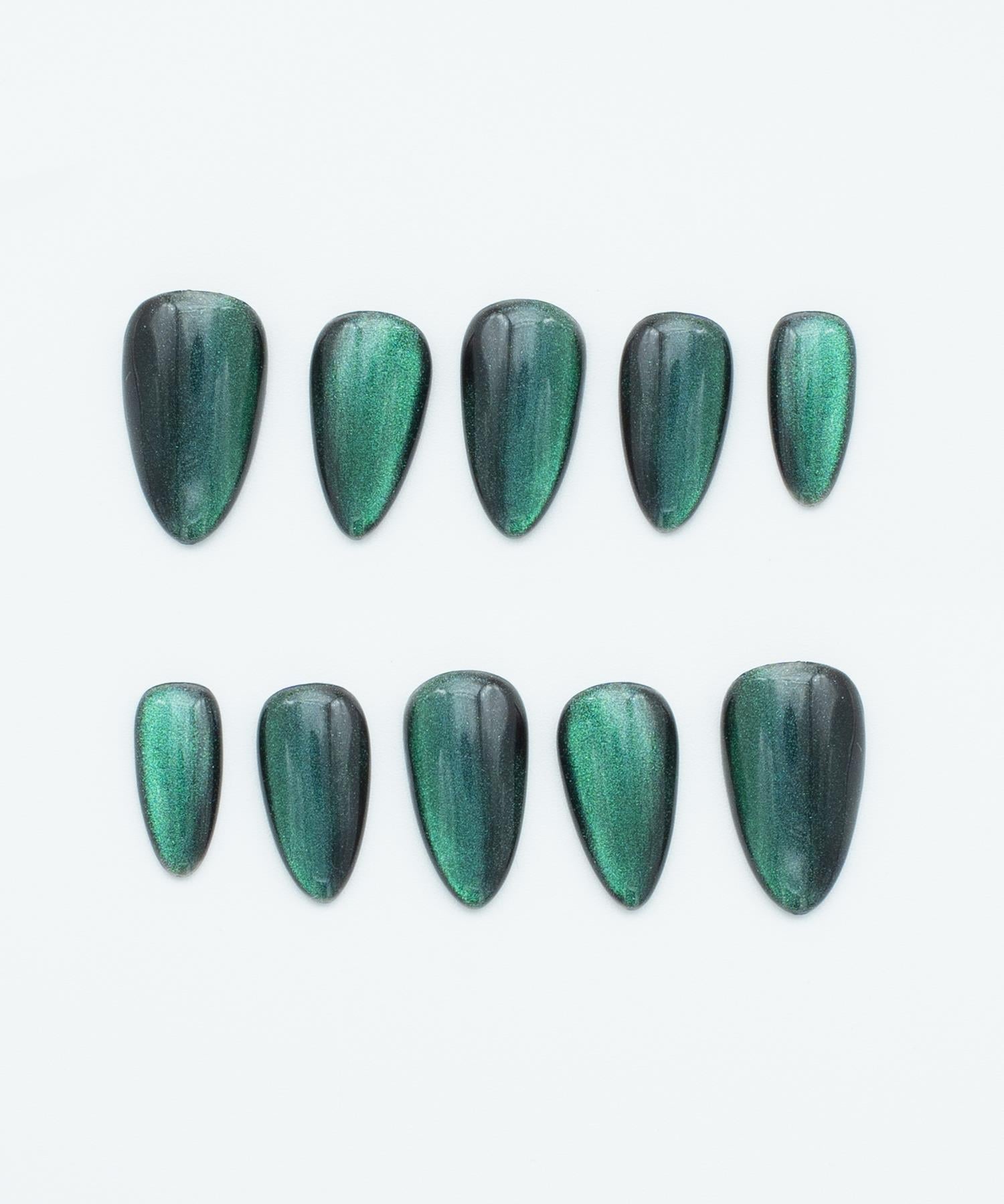 Protez Jel Takma  Tırnak - El Yapımı  Kalıcı Oje Nail Art Cat Eye - NC212