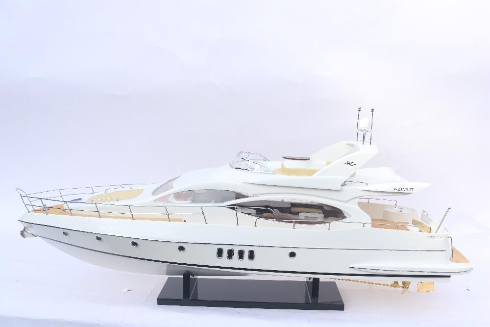 AZIMUT 68