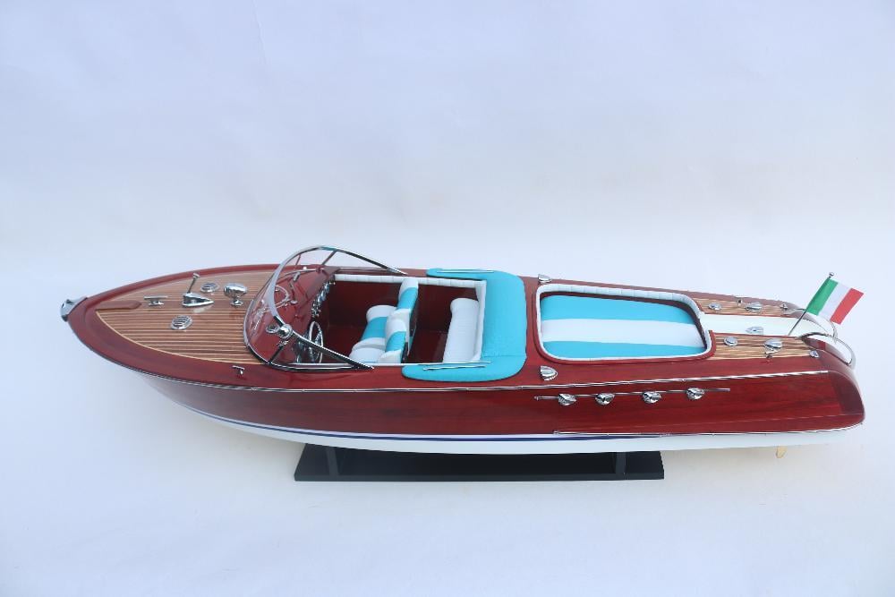 RIVA AQUARAMA