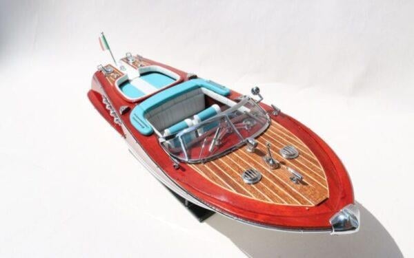 SUPER RIVA AQUARAMA