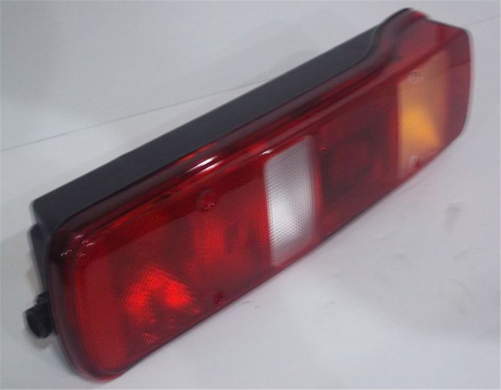 STOP LAMBASI SAĞ VOLVO 2005 