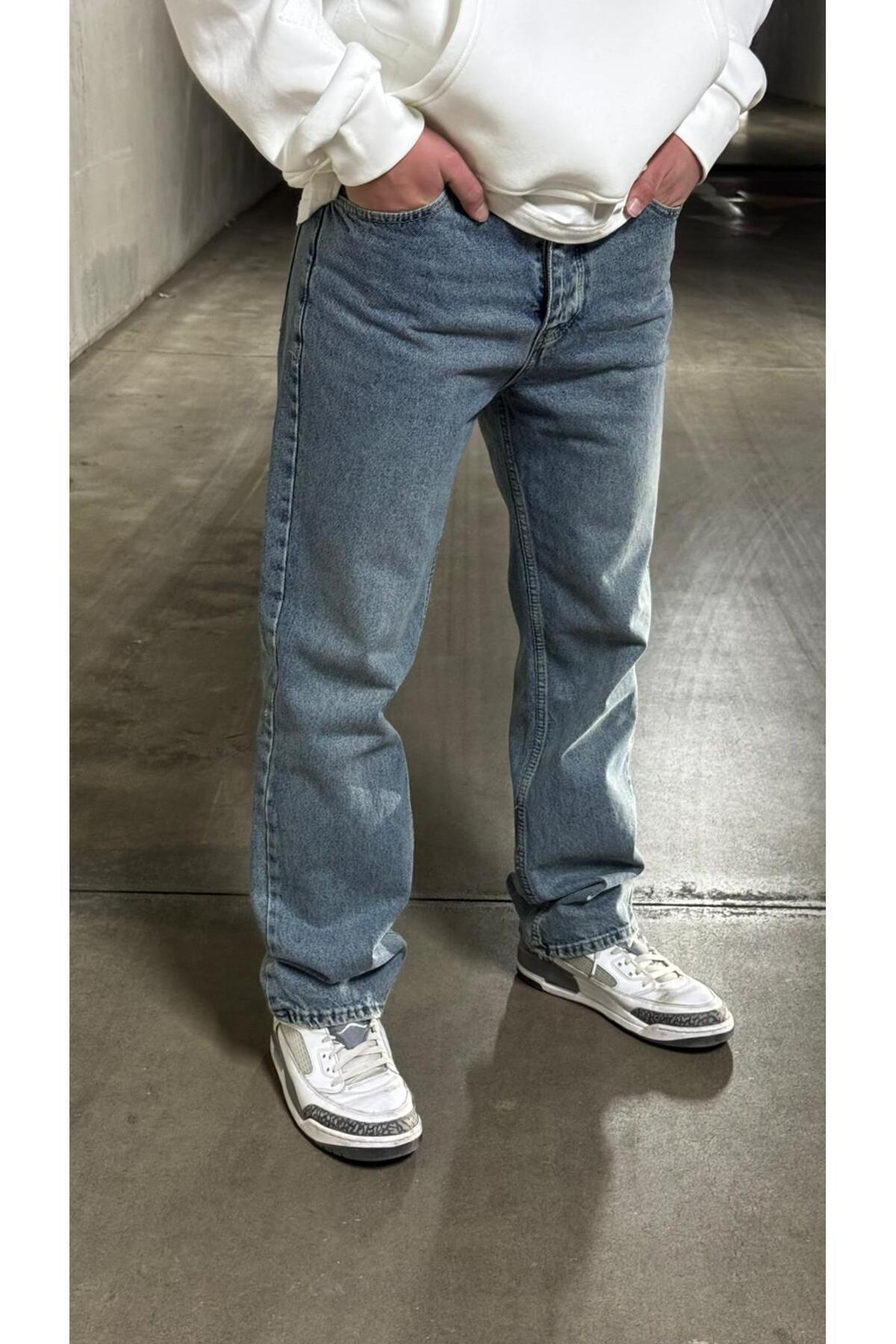Açık Mavi Yıkamalı Straight Fit Erkek Jean