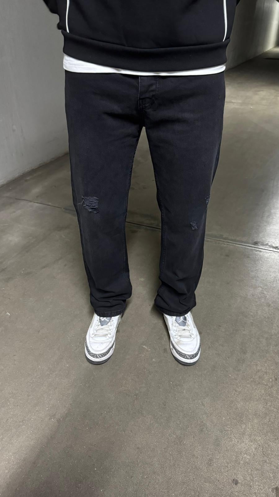 Yırtık Detaylı Oversize Erkek Jean Pantolon – Siyah