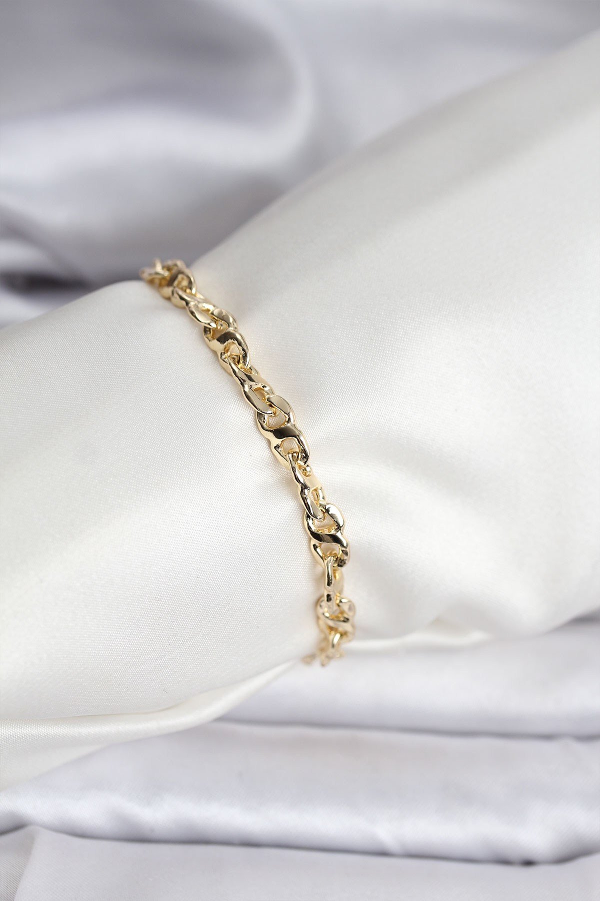 14K Gold Renk Kaplama Zincir Model CM Kadın Bileklik