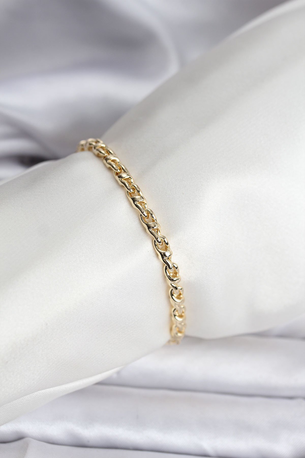14K Gold Renk Kaplama Zincir Model Kadın CM Bileklik