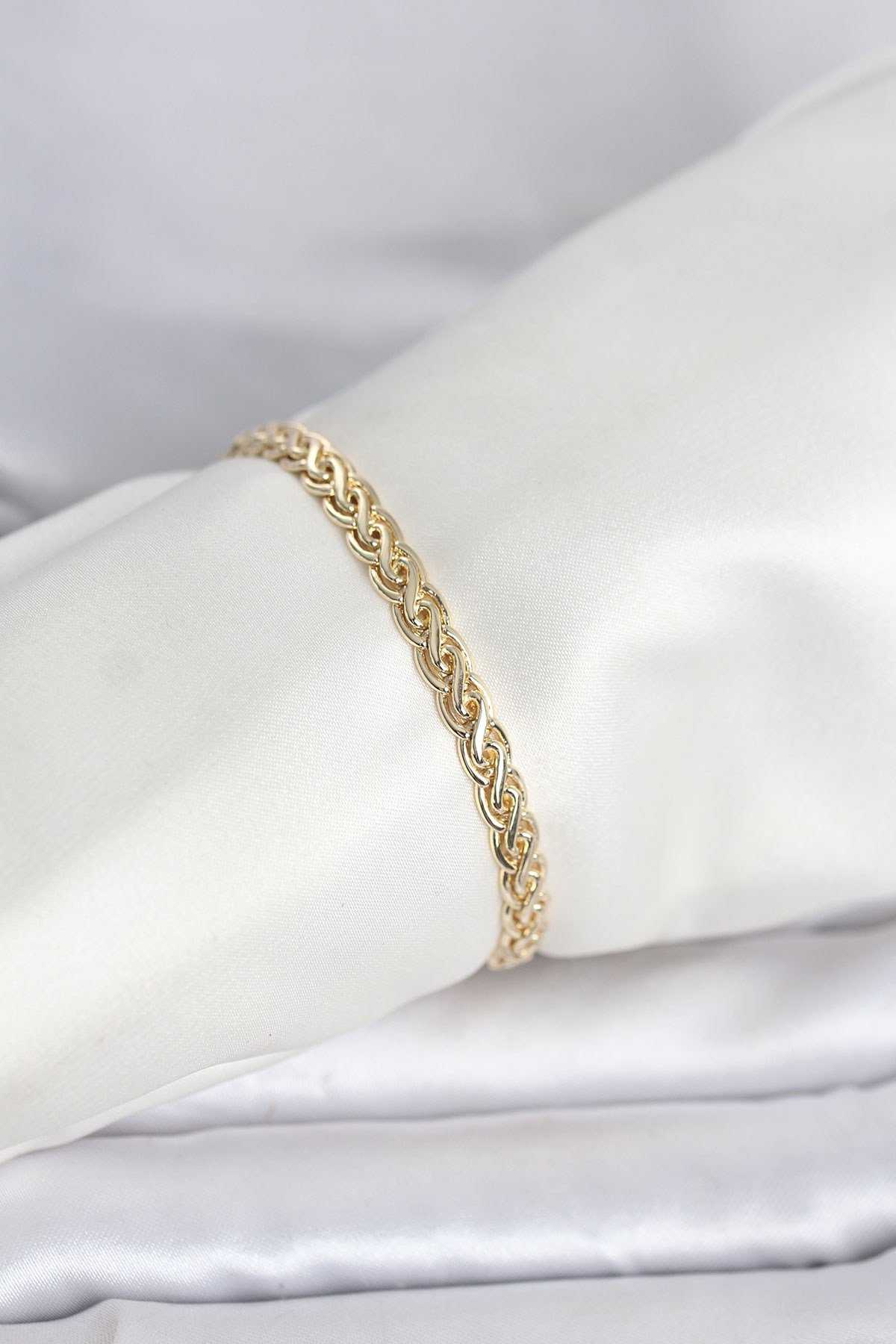 CM 14K Gold Renk Sarmal Zincir Model Kadın Bileklik