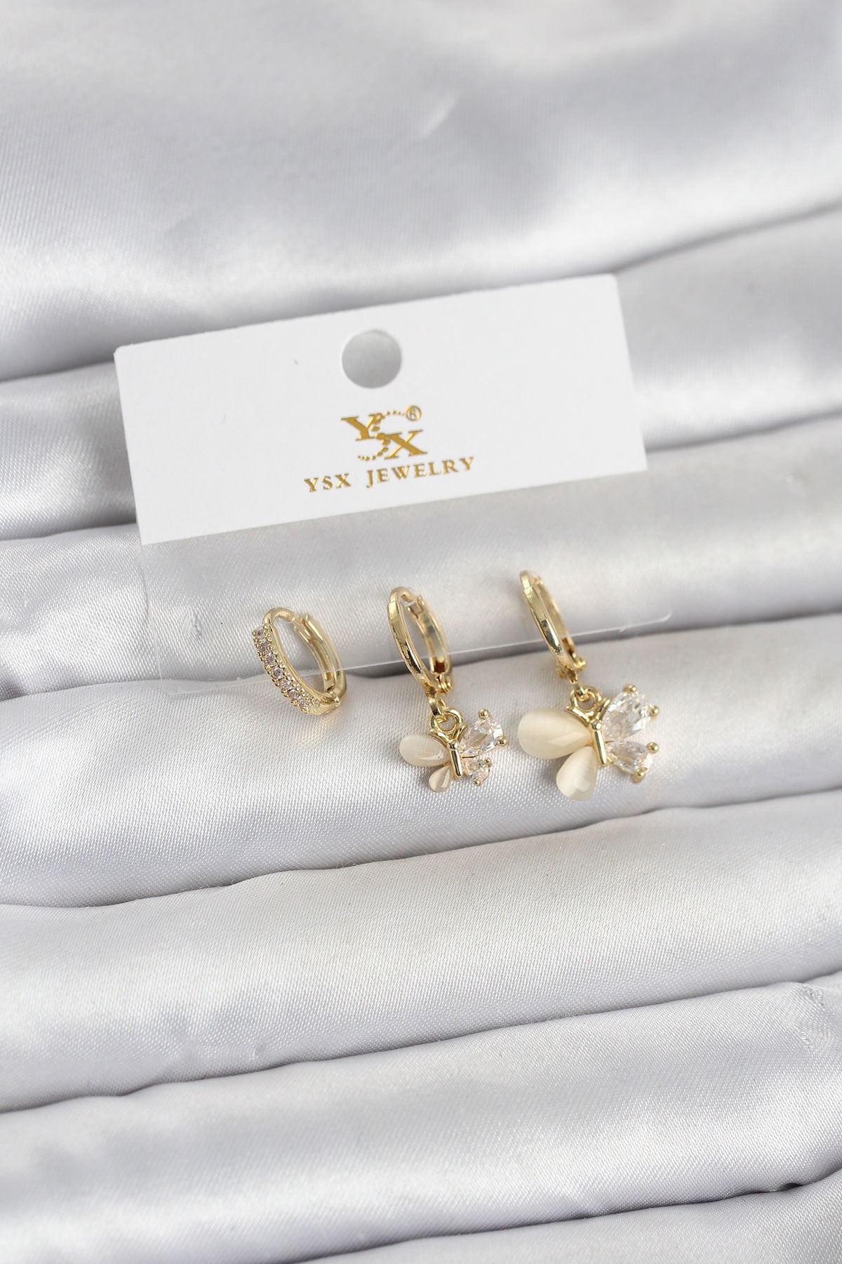 Pirinç Gold Renk Kelebek Model 3'lü Kadın Küpe